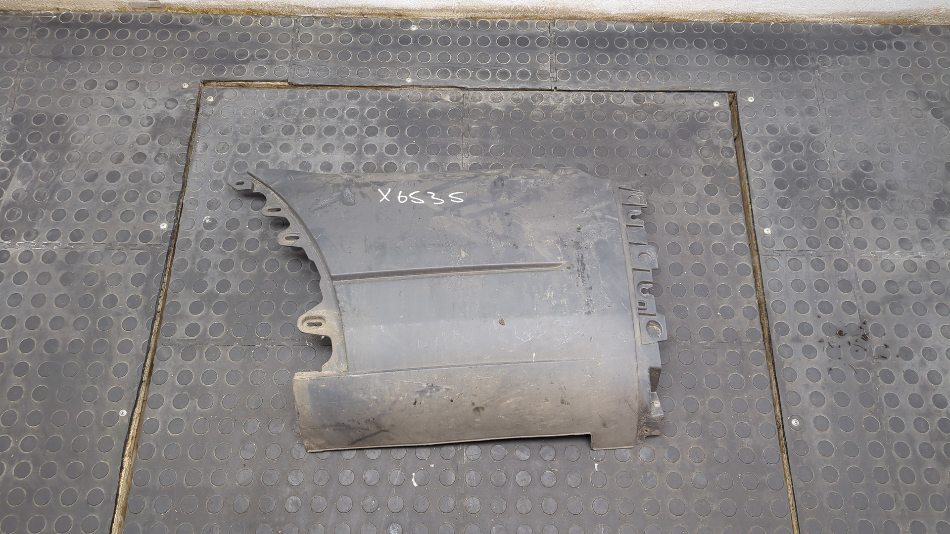 Накладка (кузов наружные)