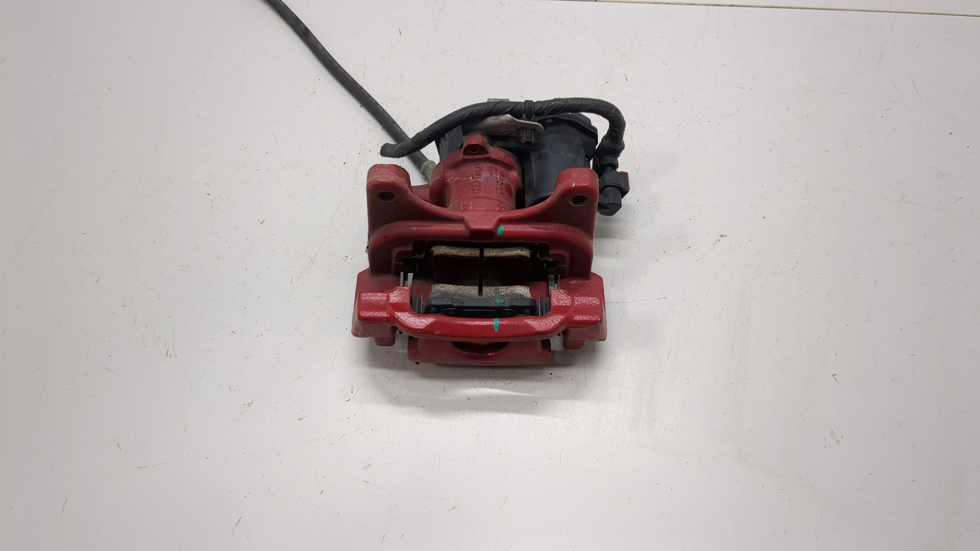 Суппорт задний левый