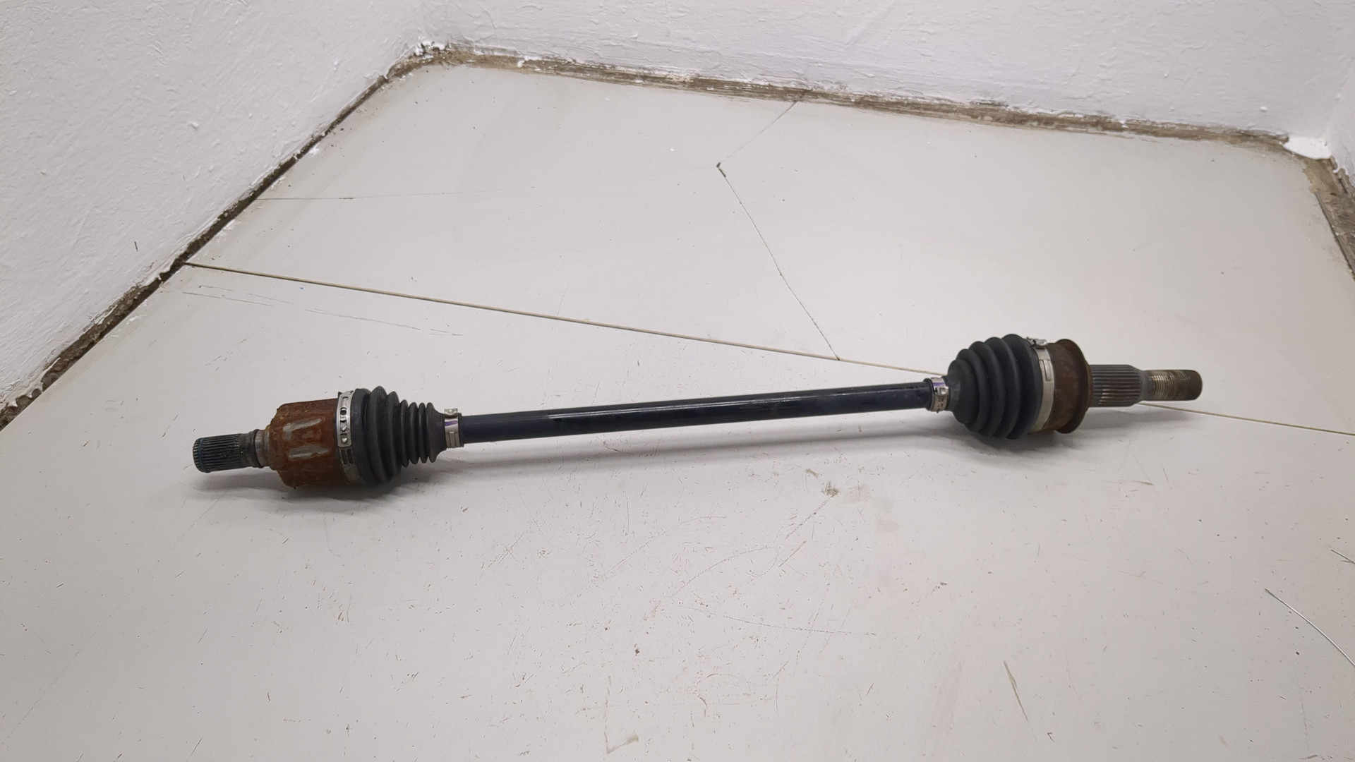 Полуось задняя правая