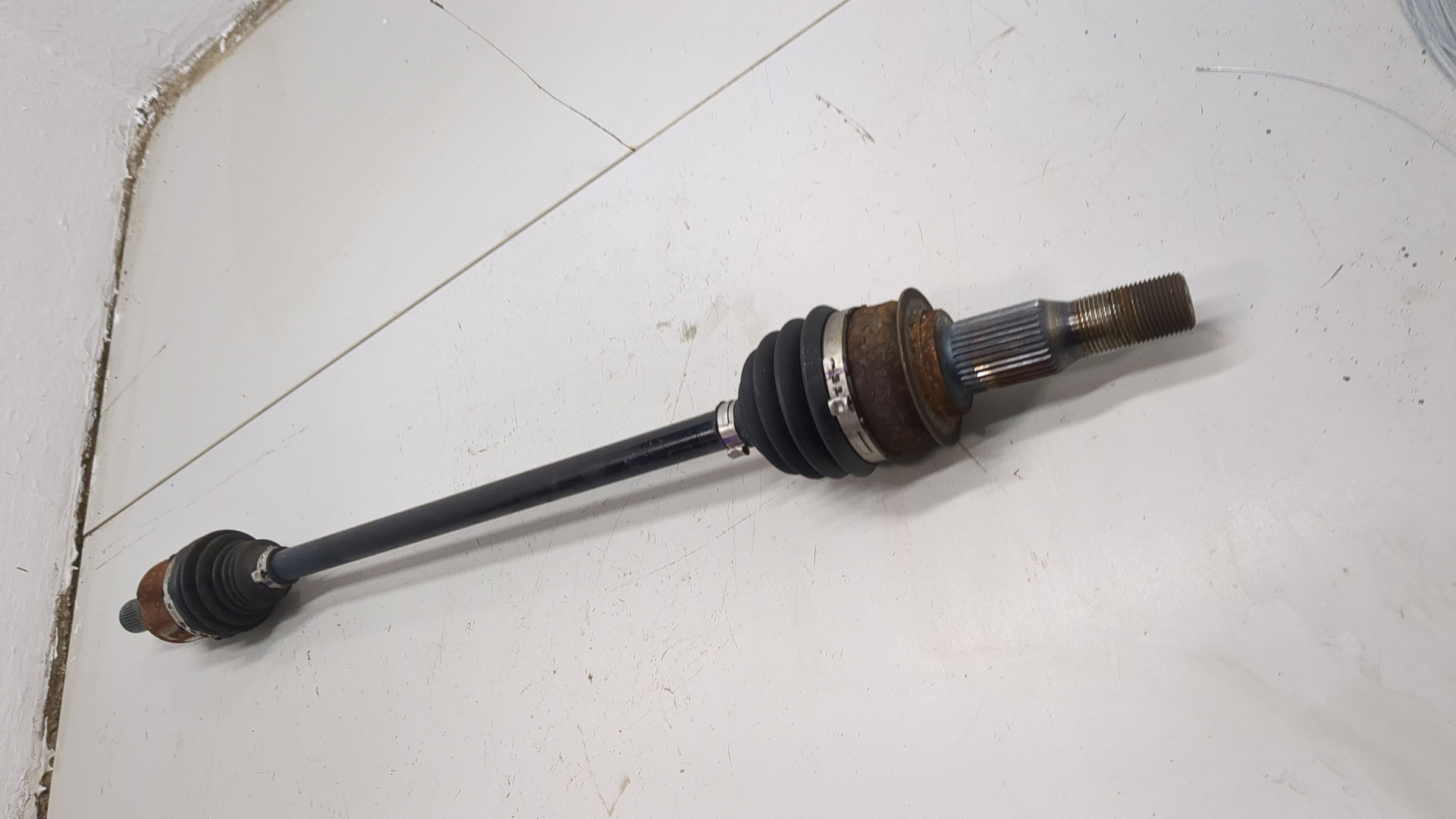 Полуось задняя правая