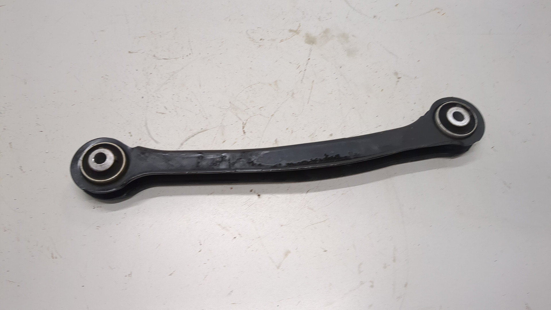 Рычаг задний