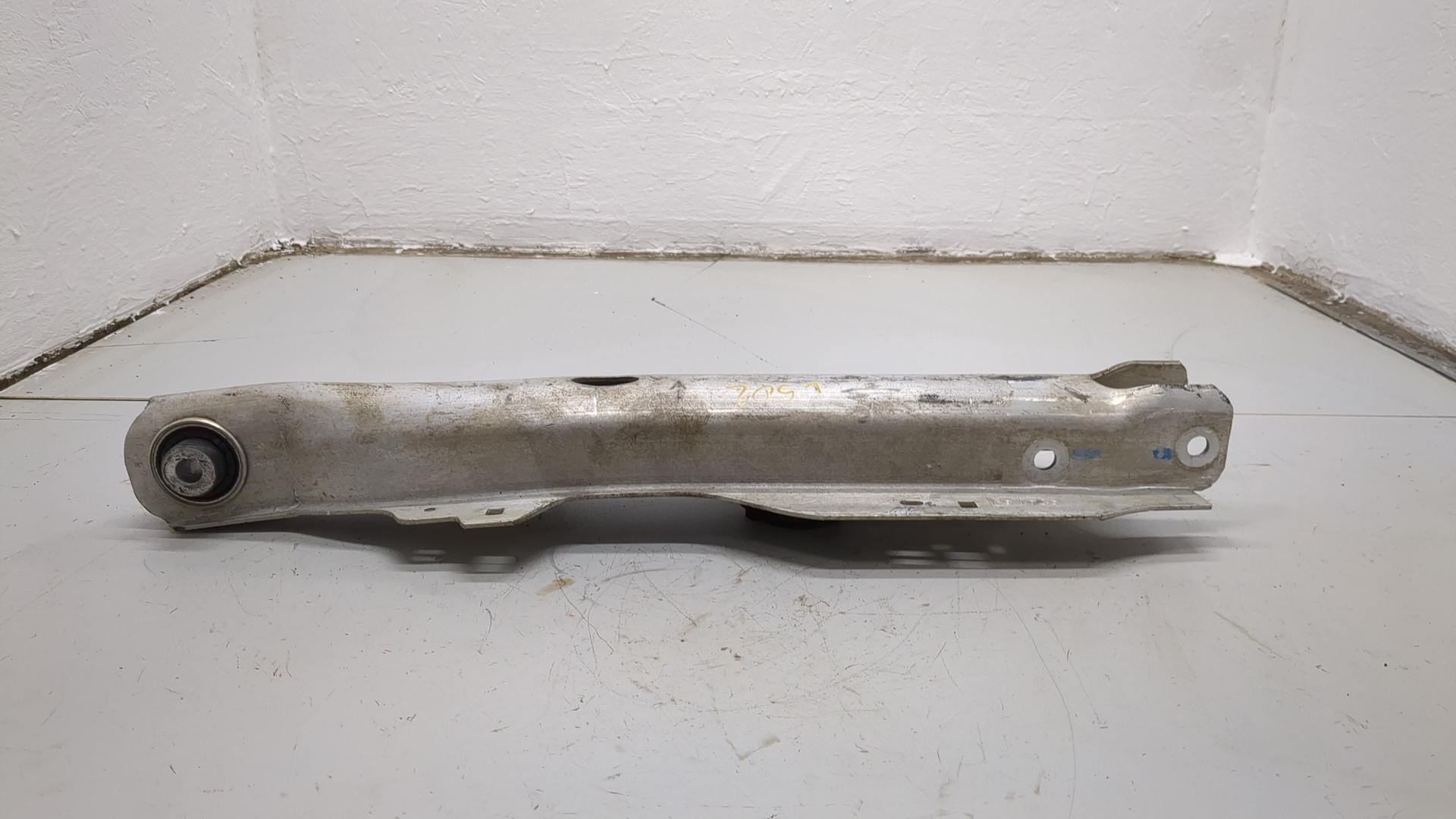 Рычаг задний