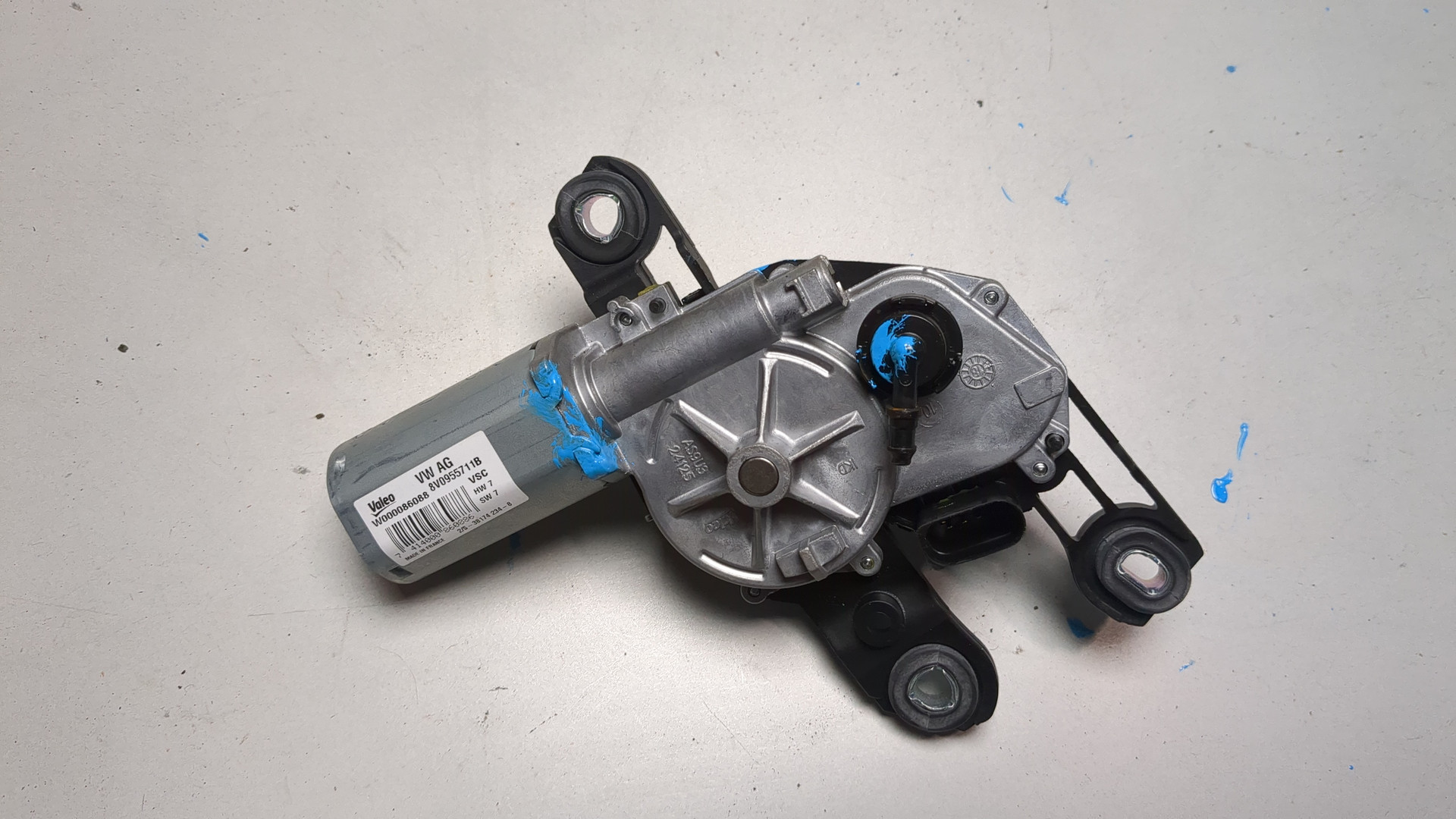 Моторчик стеклоочистителя задний