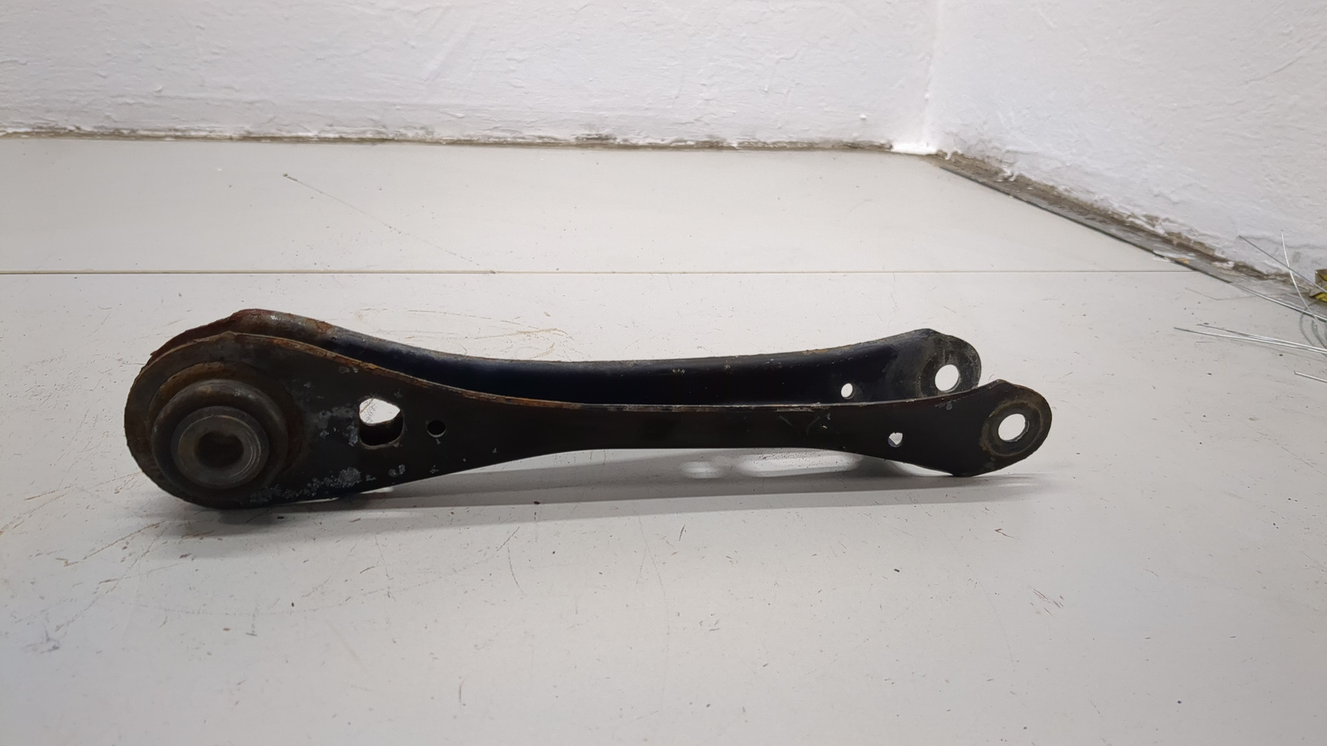 Рычаг задний