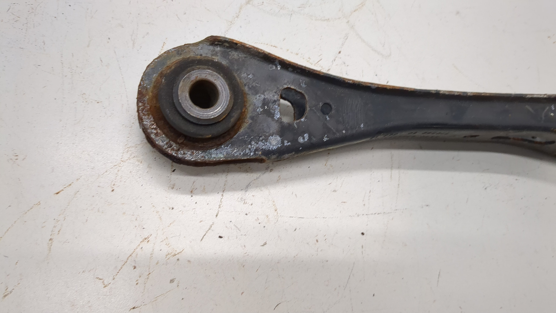 Рычаг задний