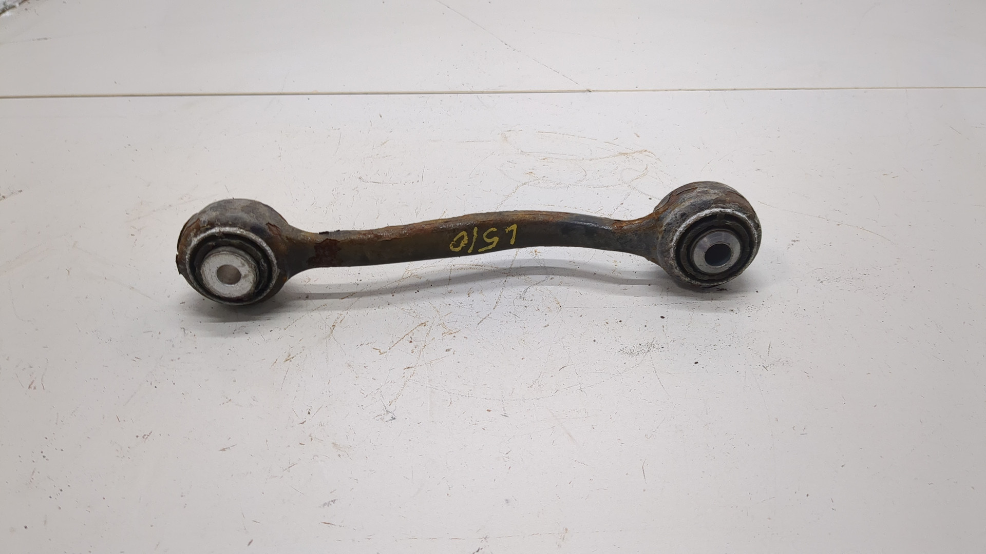 Рычаг задний