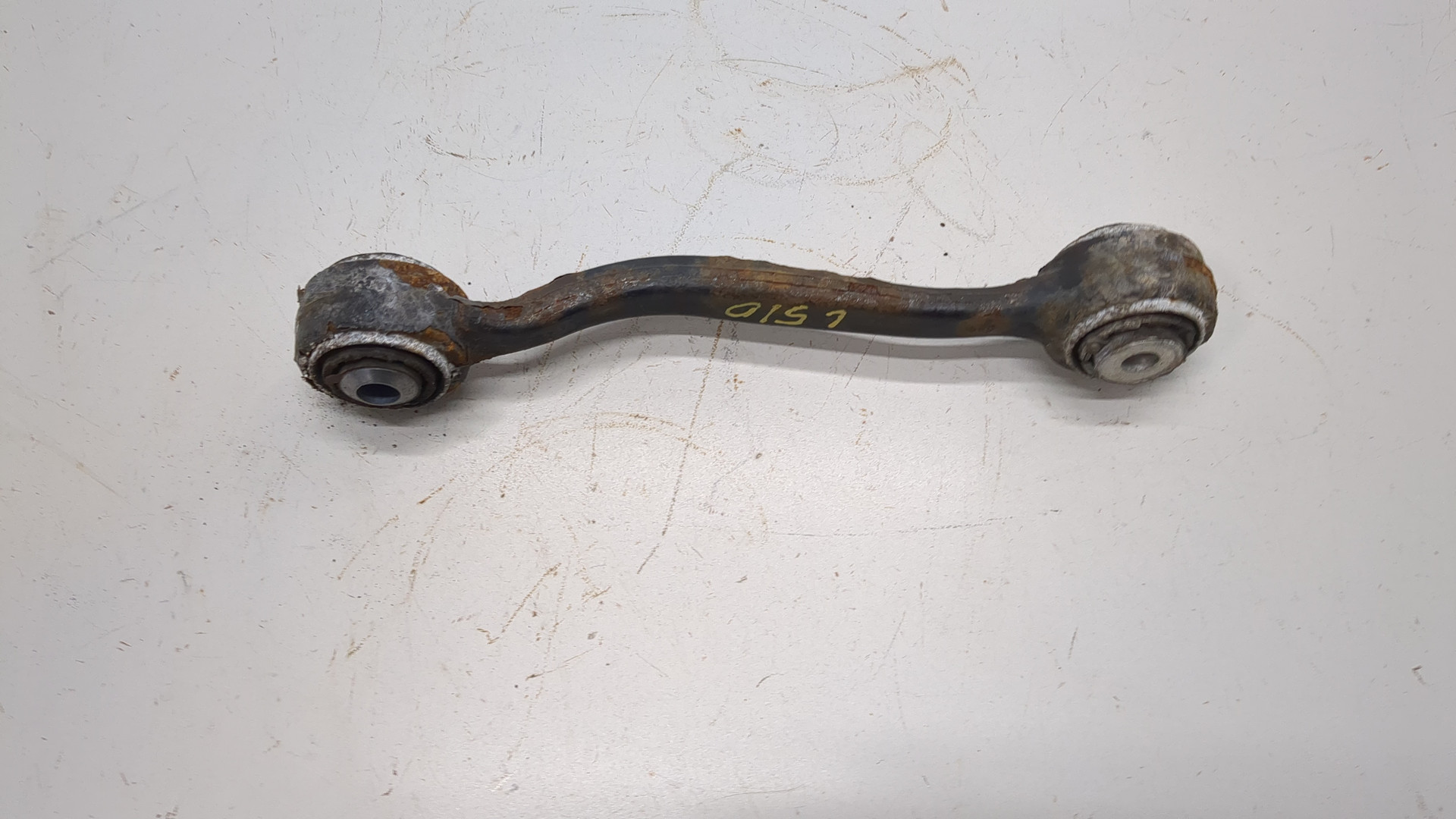 Рычаг задний