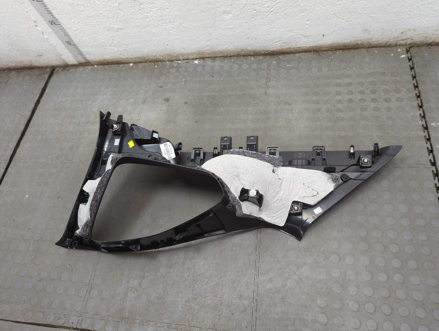 Обшивка багажника