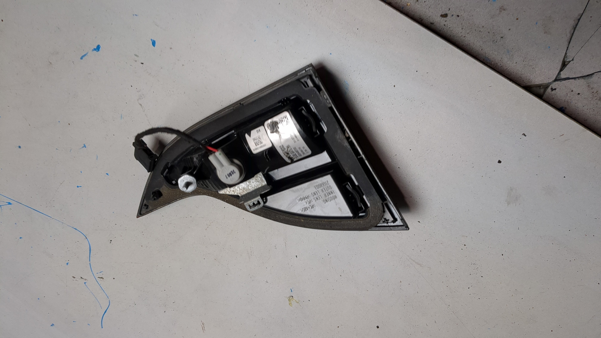 Фонарь задний внутренний правый