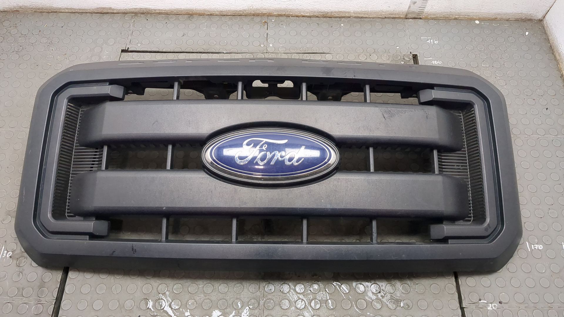 Решетка радиатора