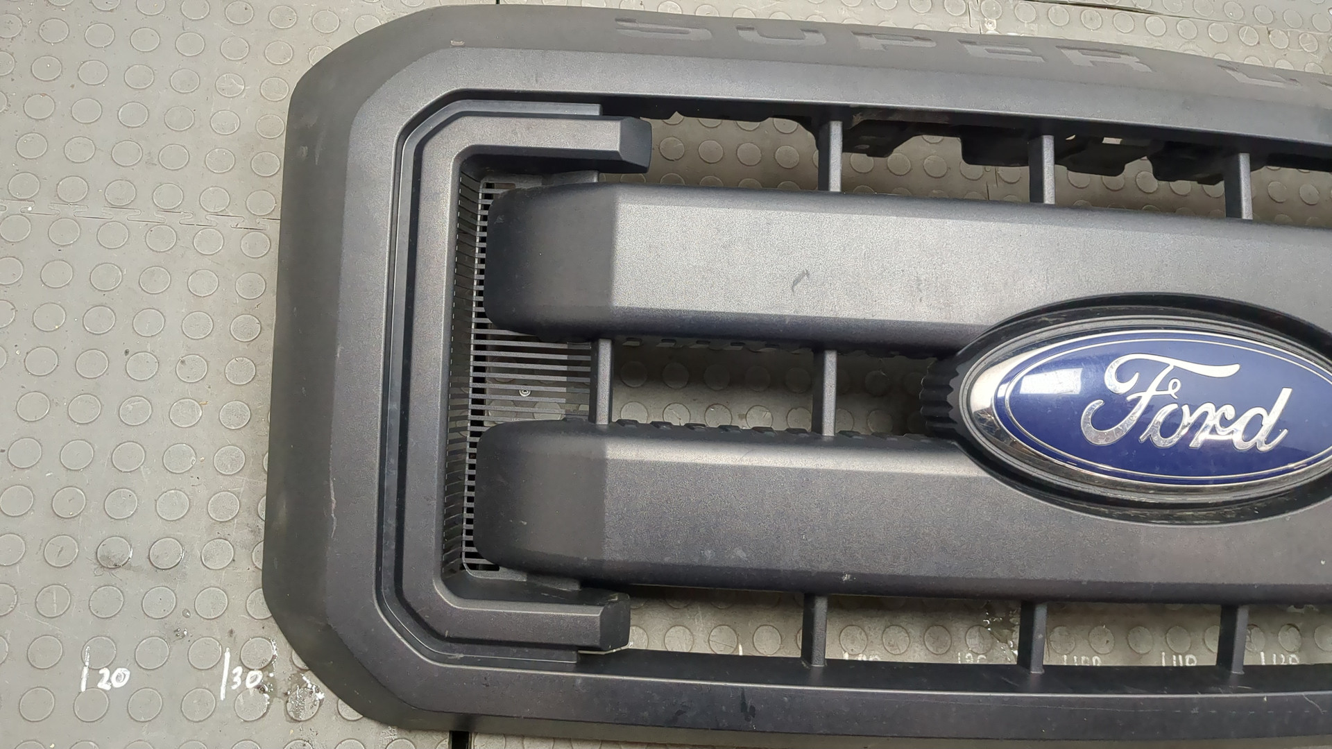 Решетка радиатора