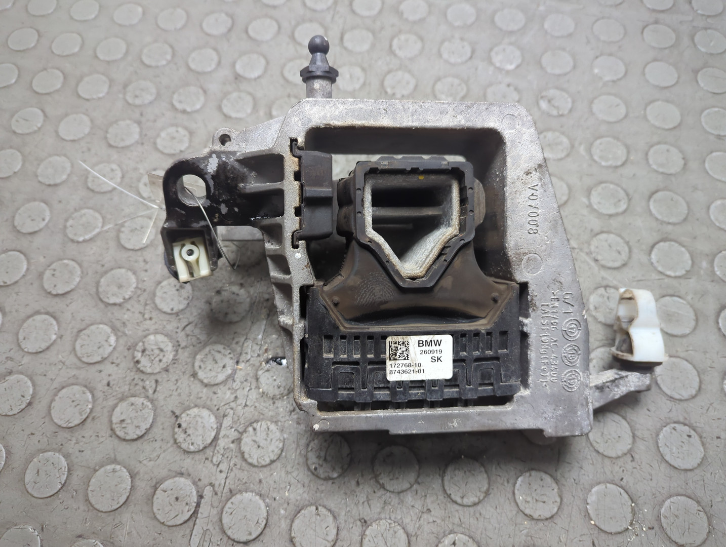 Опора двигателя