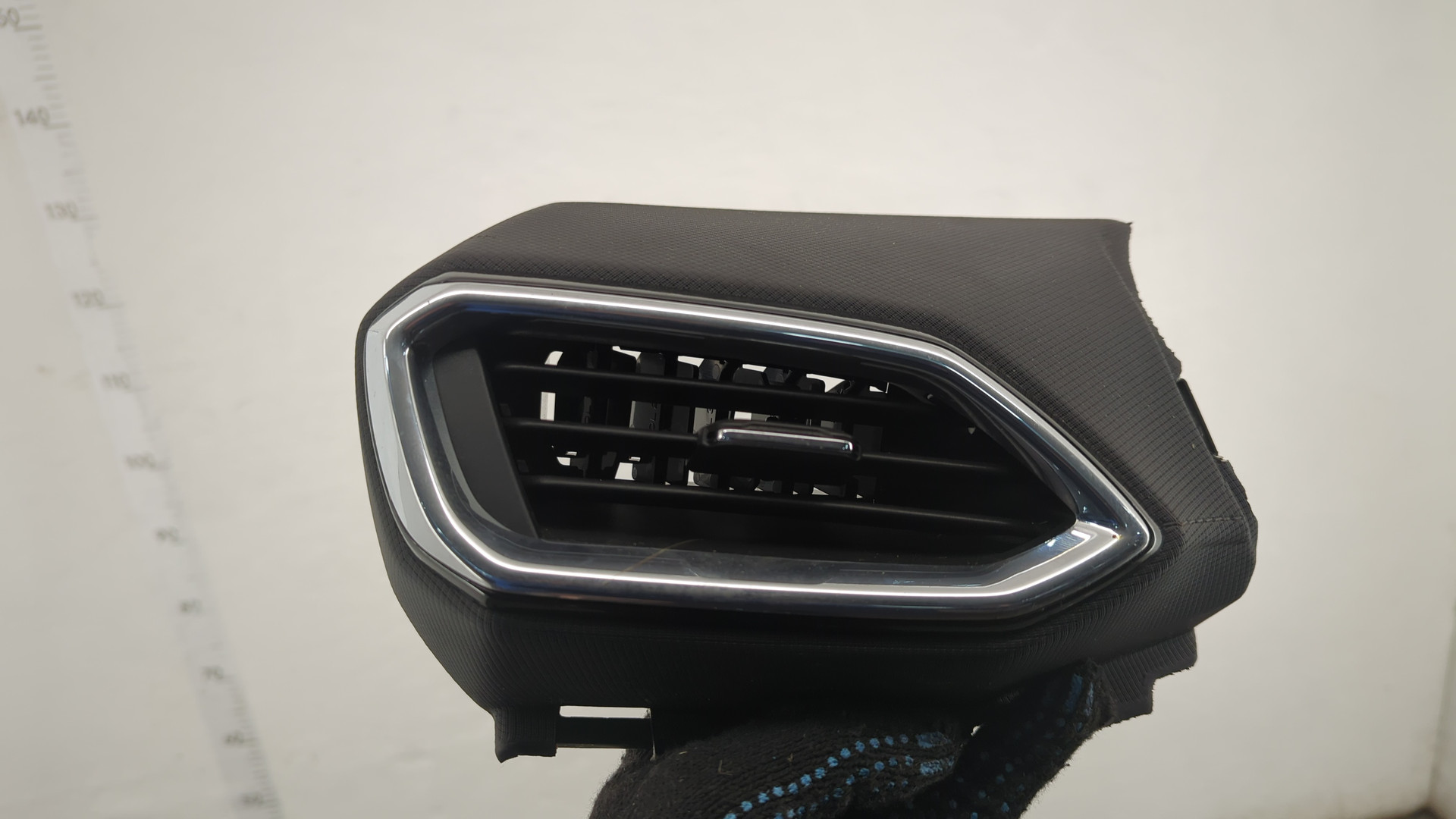 Дефлектор воздушный