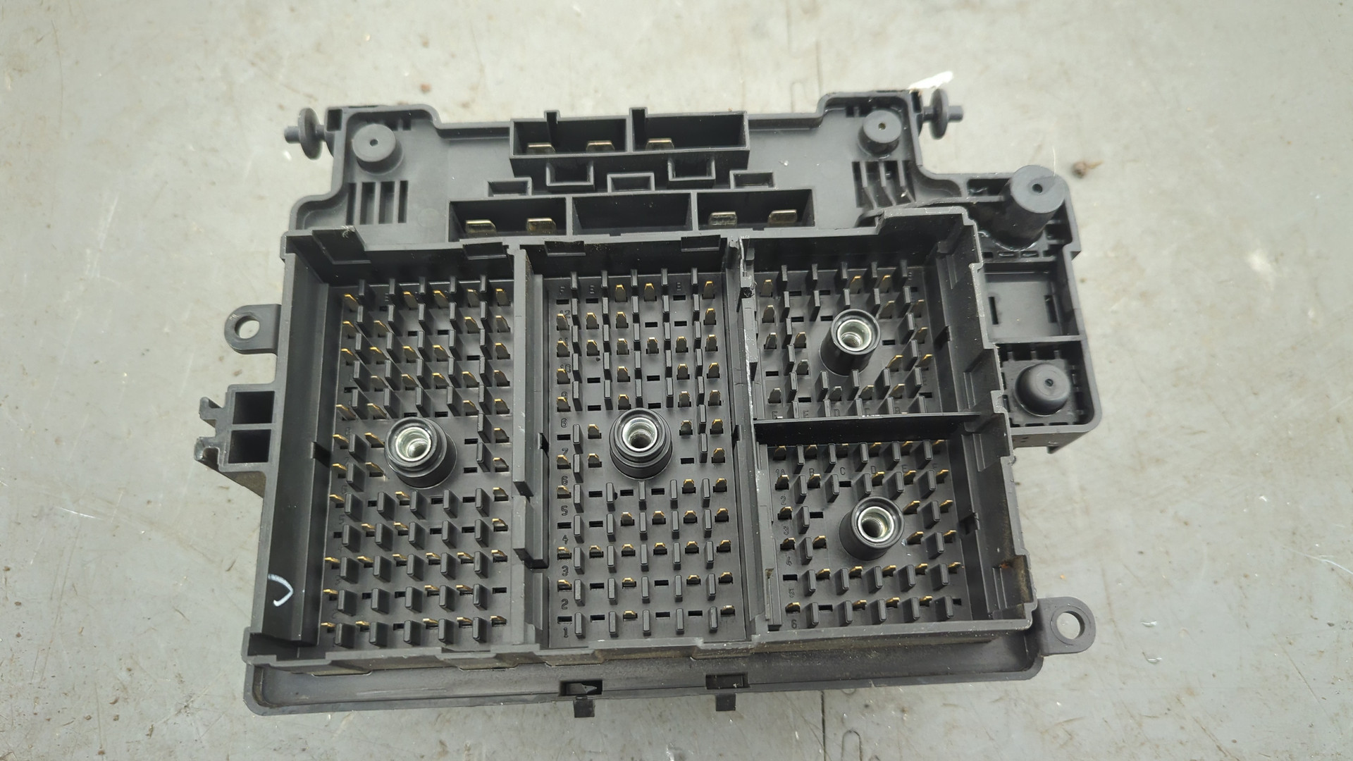 Блок предохранителей