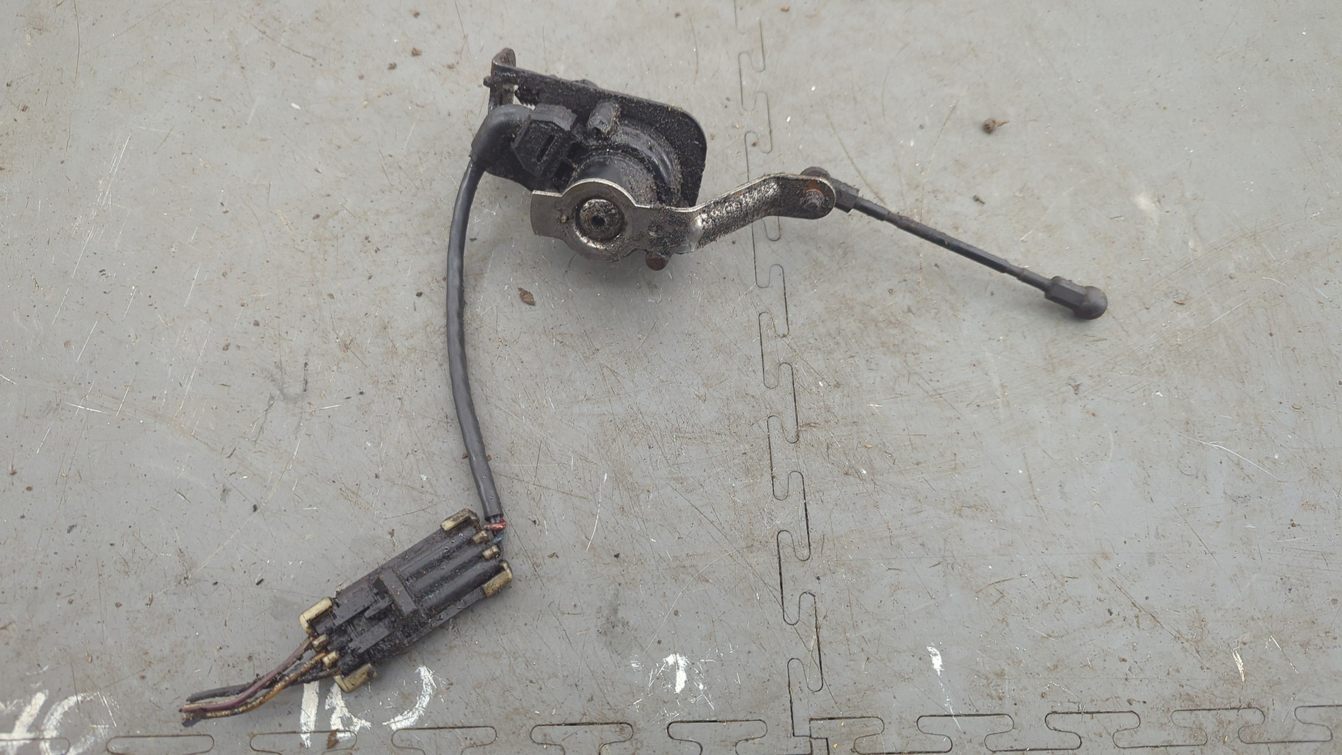 Датчик регулировки дорож. просвета