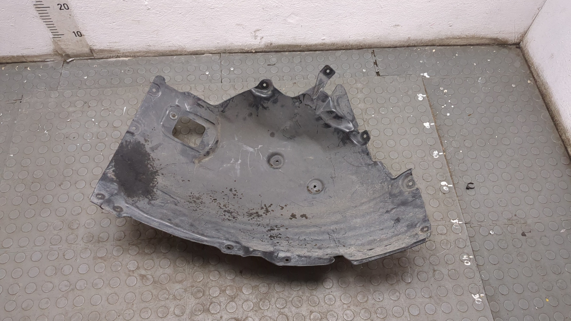 Локер передний правый