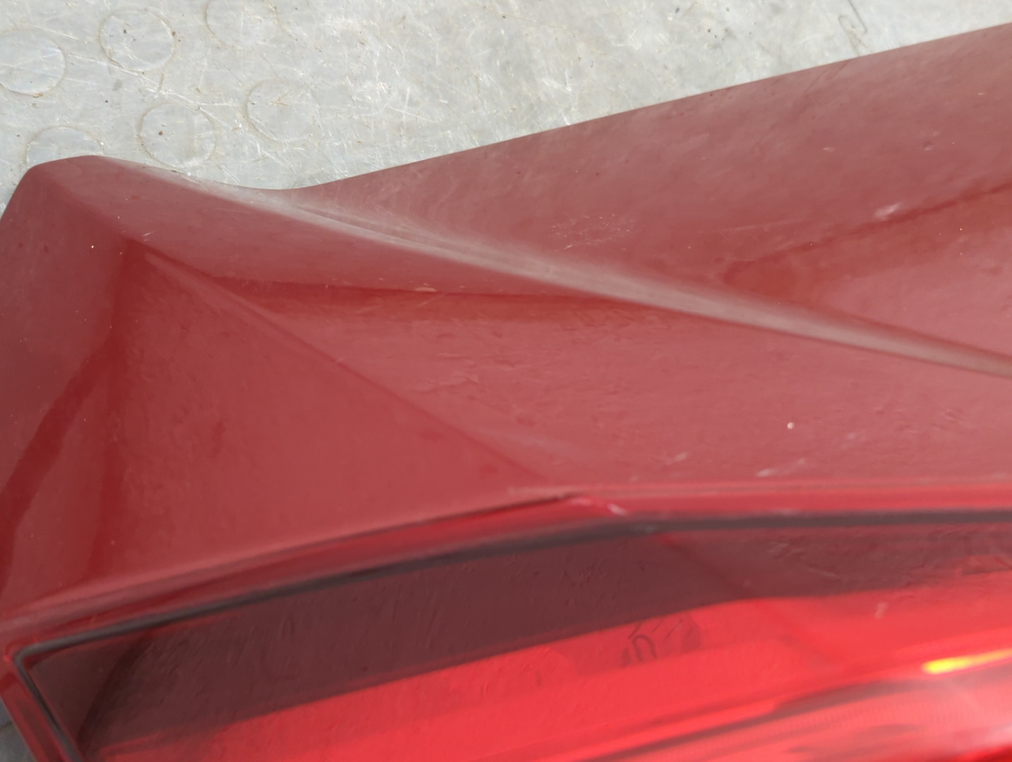 Дверь багажника