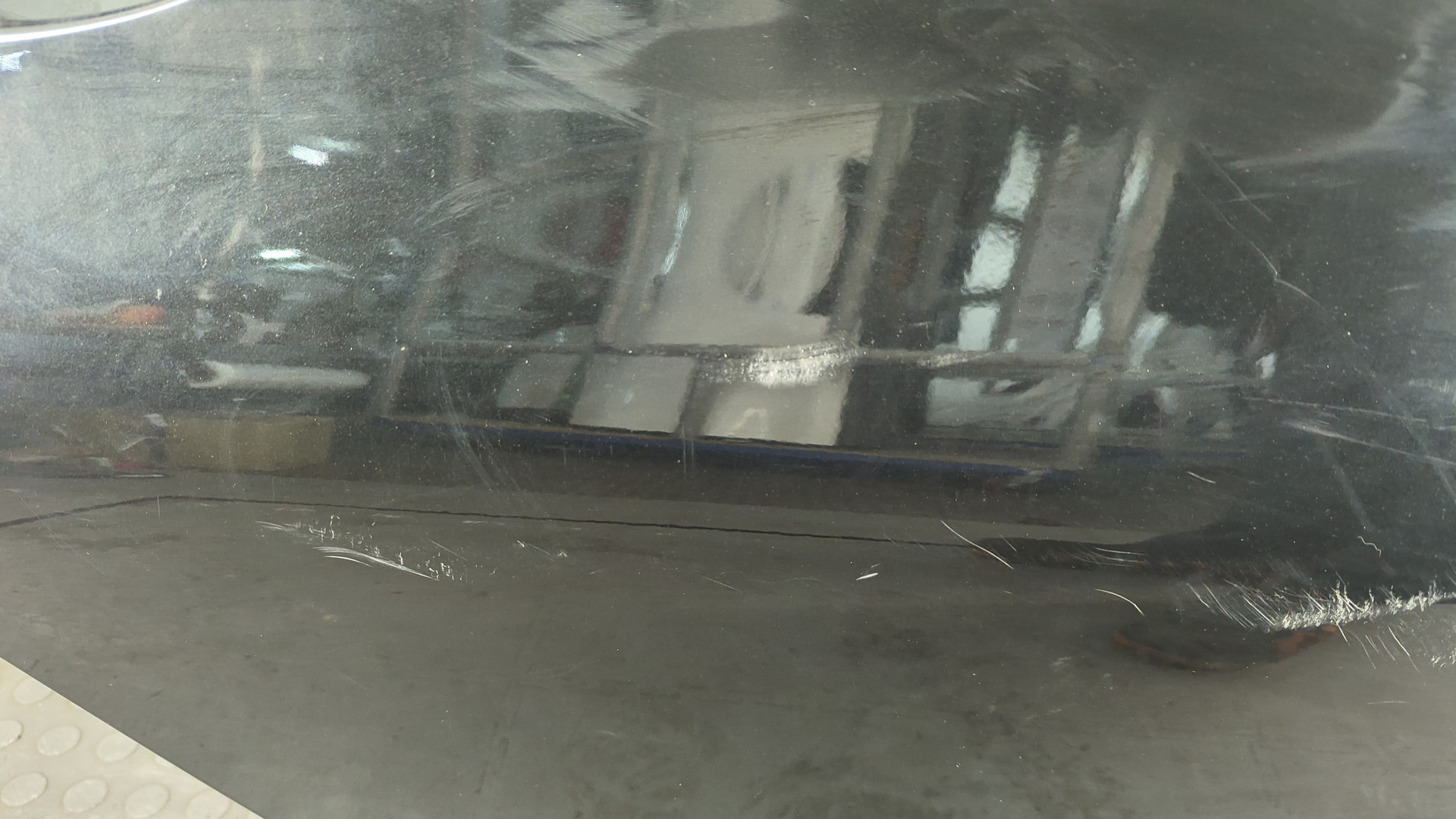 Дверь задняя правая