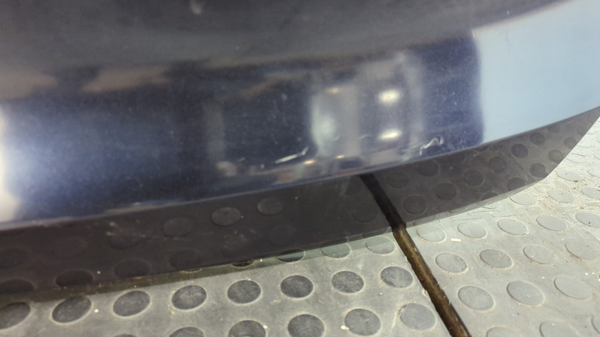 Дверь багажника