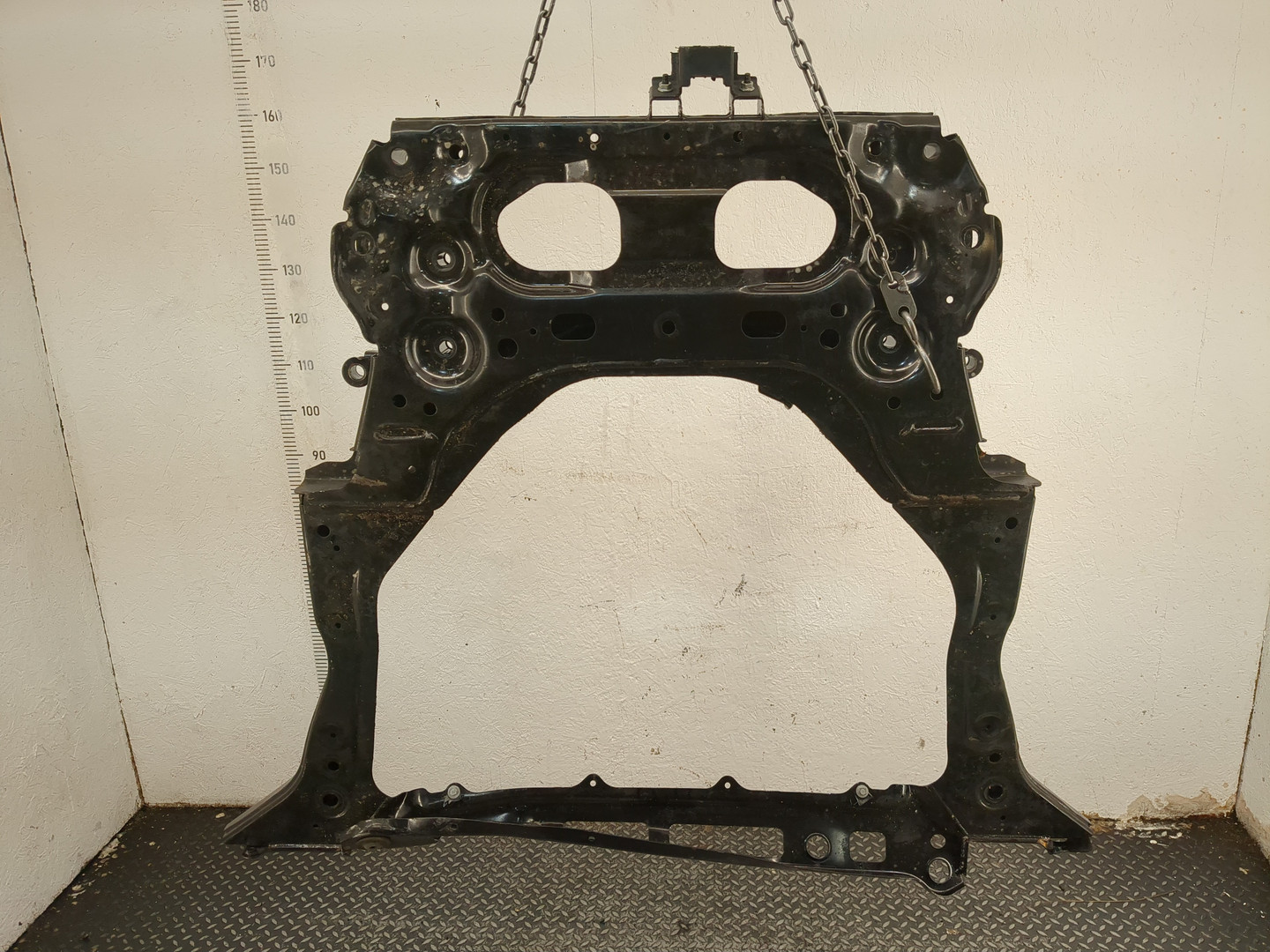 Балка подмоторная