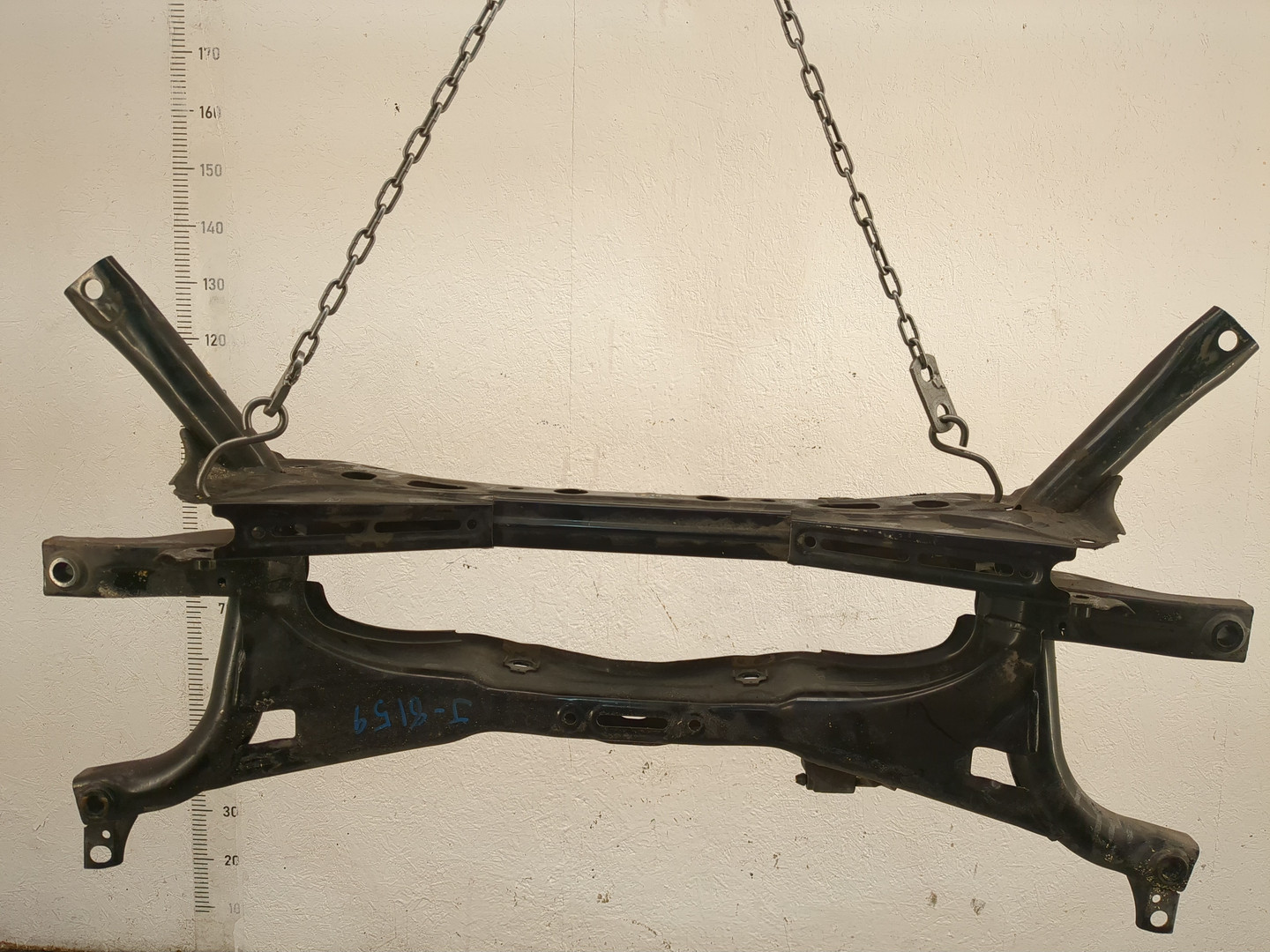 Балка задняя