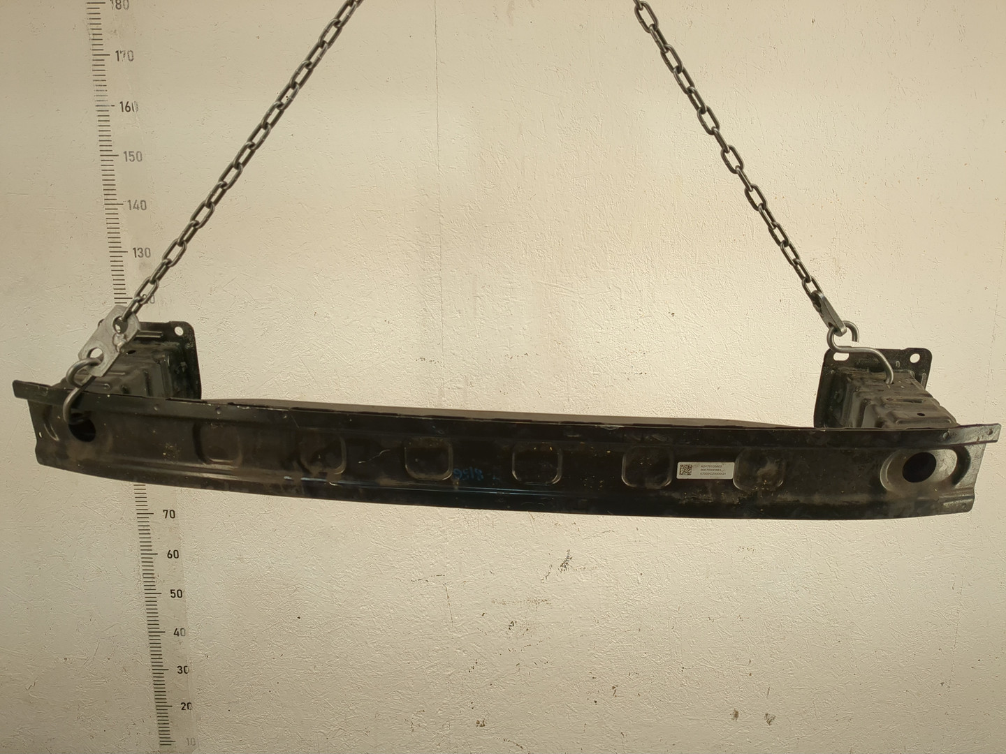 Усилитель заднего бампера