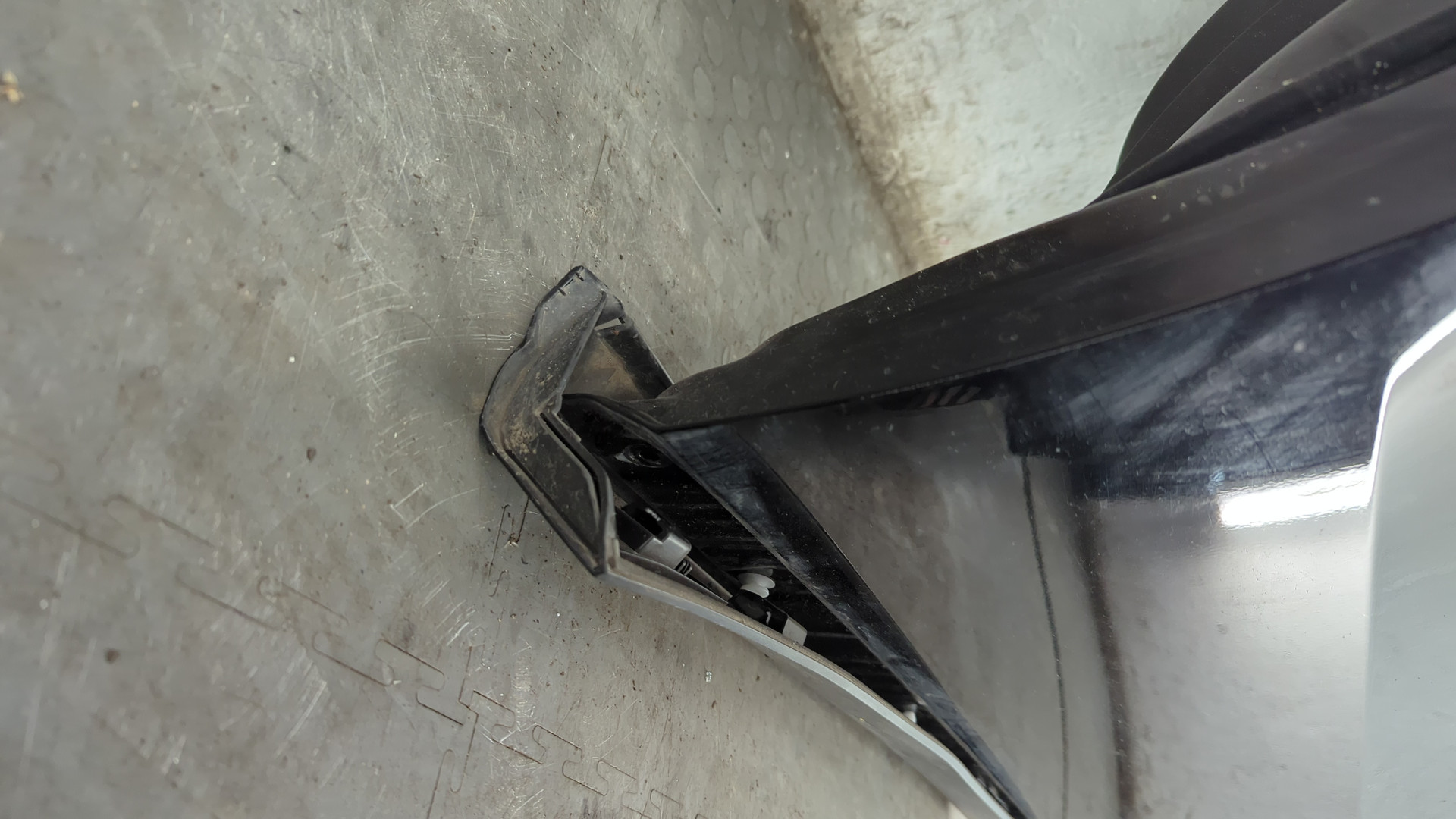 Дверь задняя правая