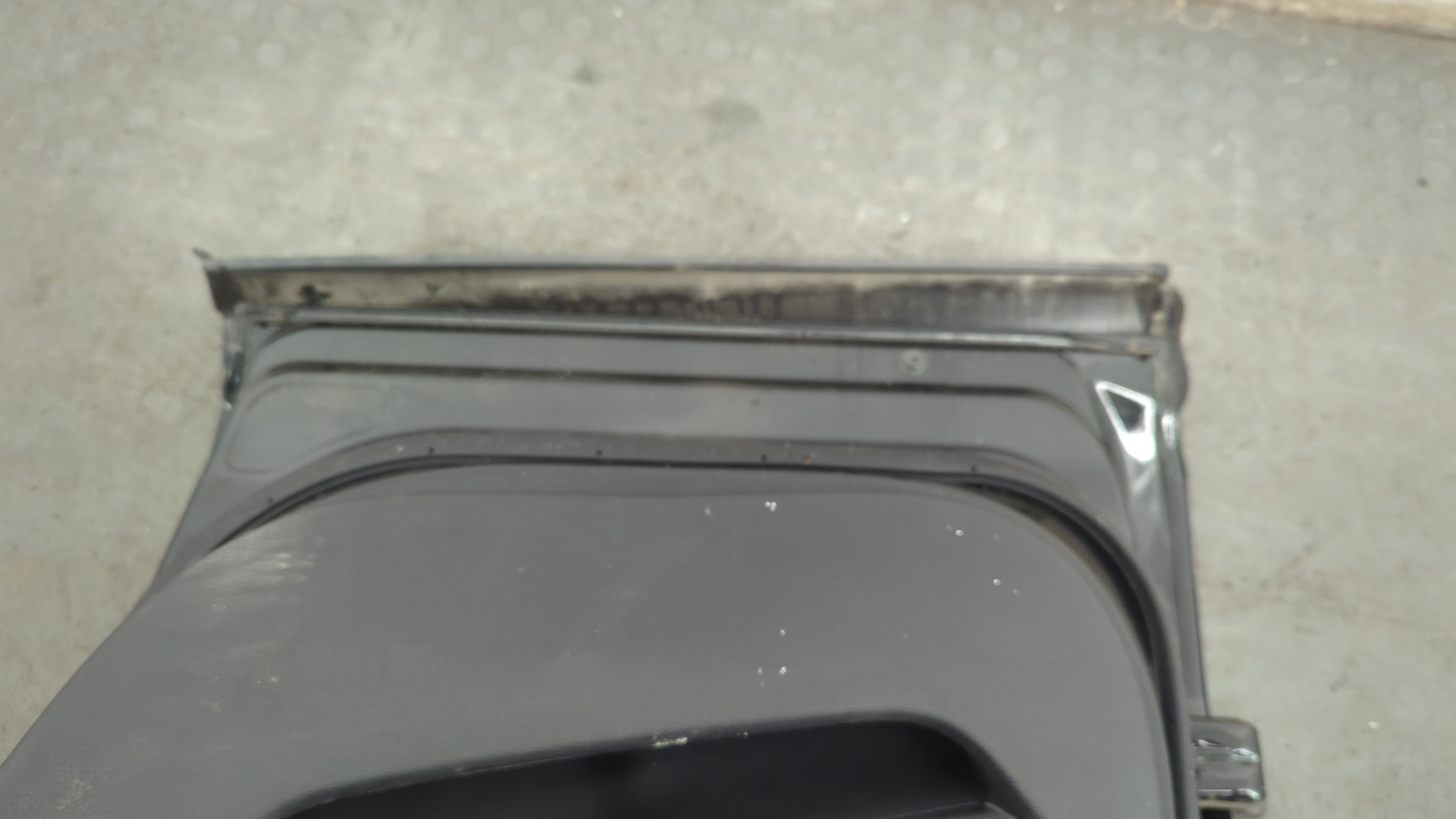 Дверь задняя правая