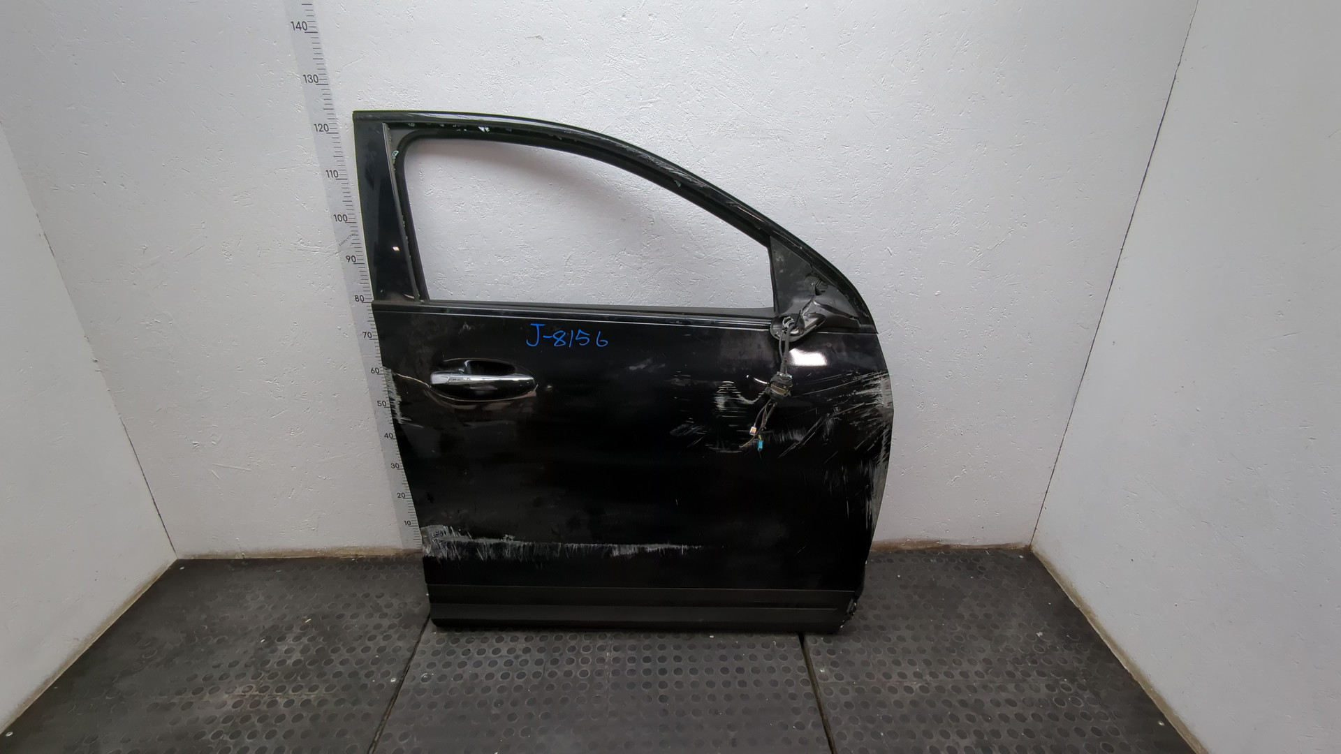 Дверь передняя правая