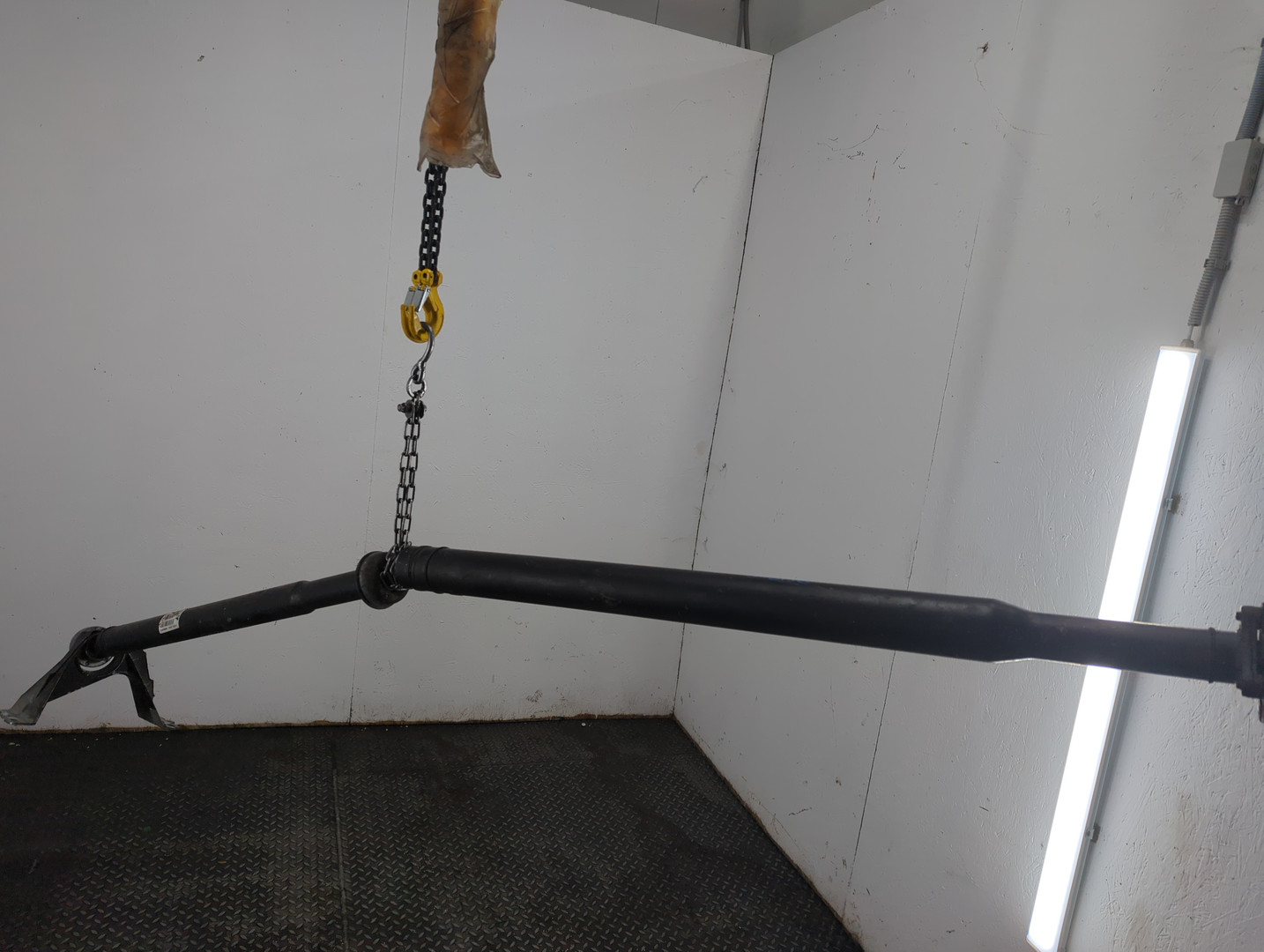 Вал карданный задний