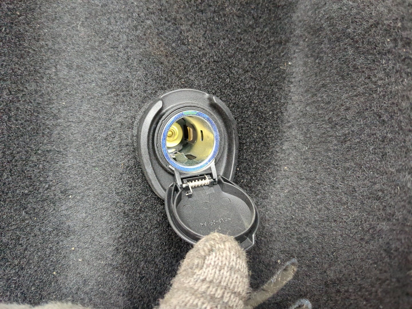 Обшивка багажника