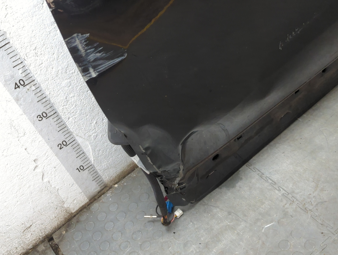 Дверь передняя левая