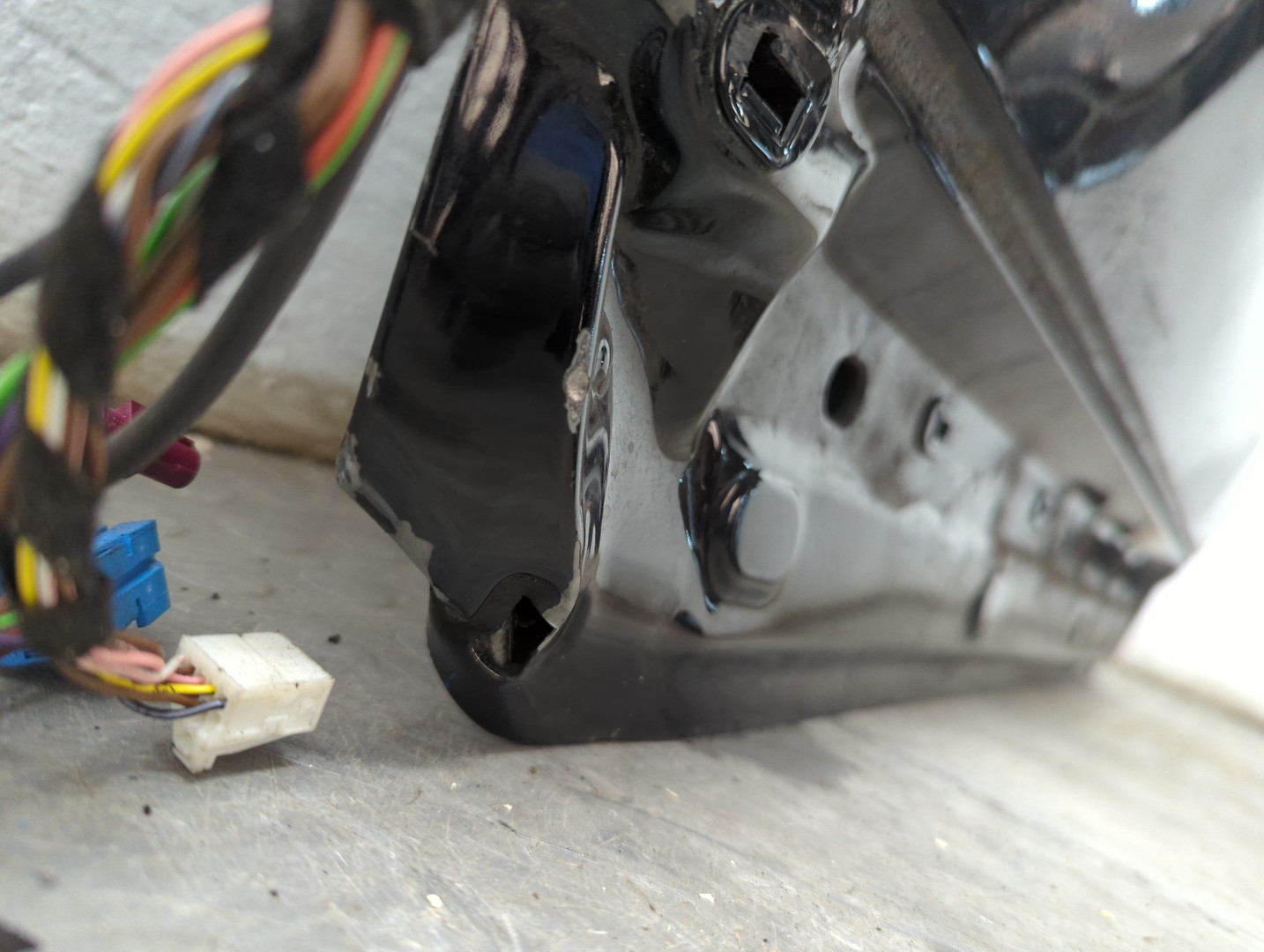 Дверь передняя левая