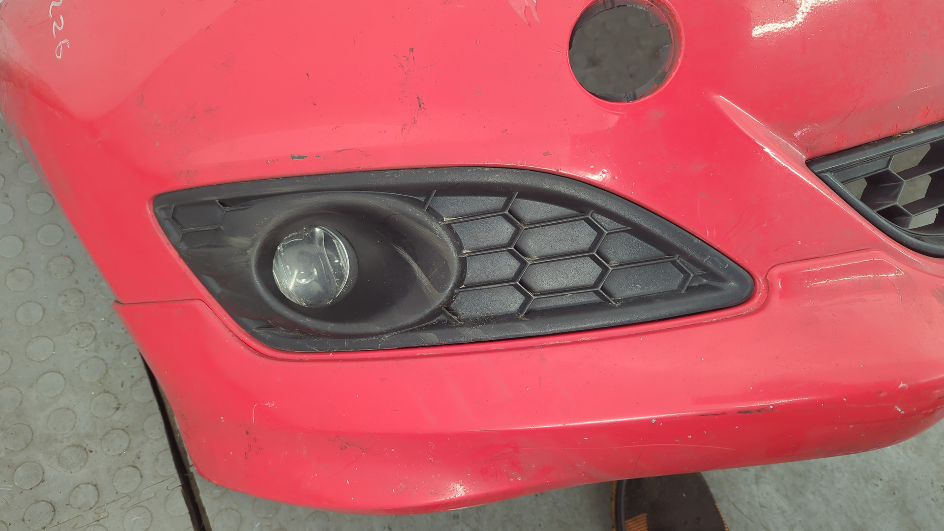 Бампер передний