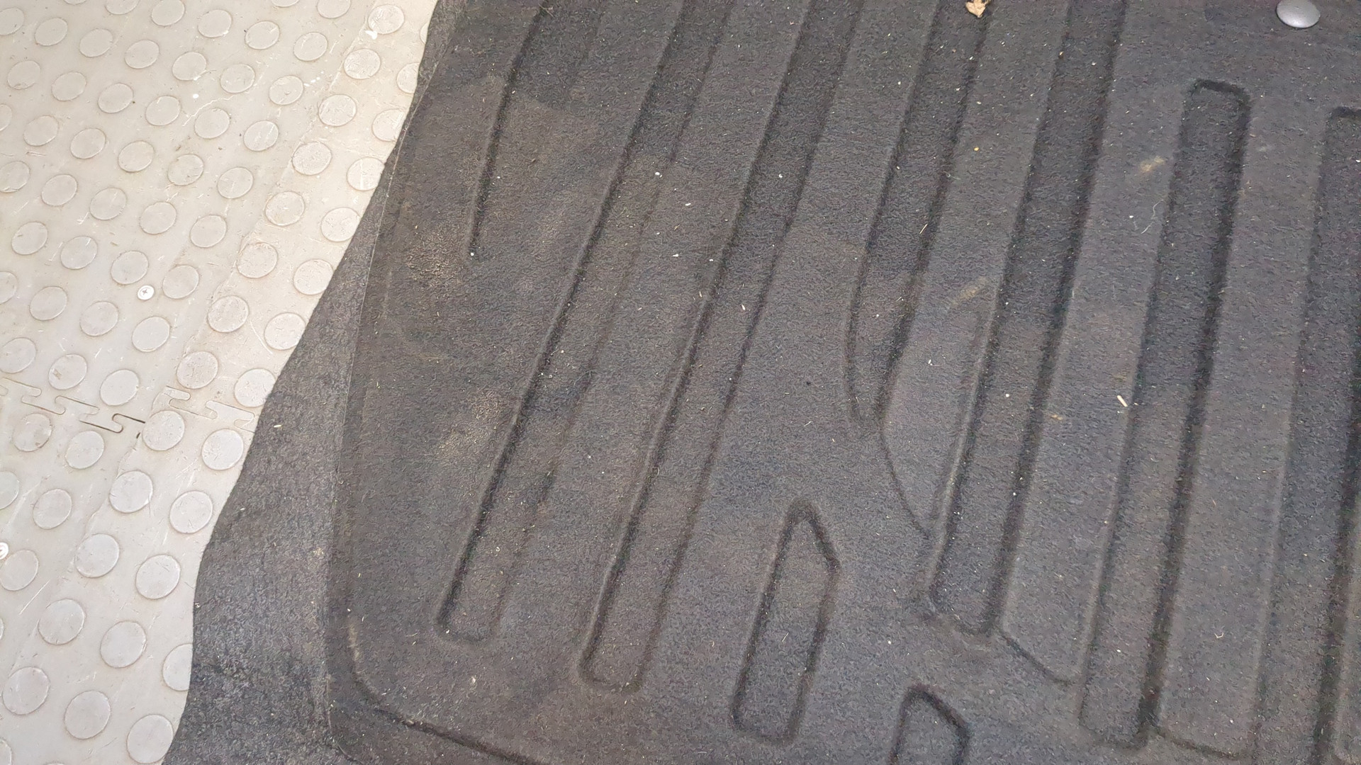 Коврик бардачка