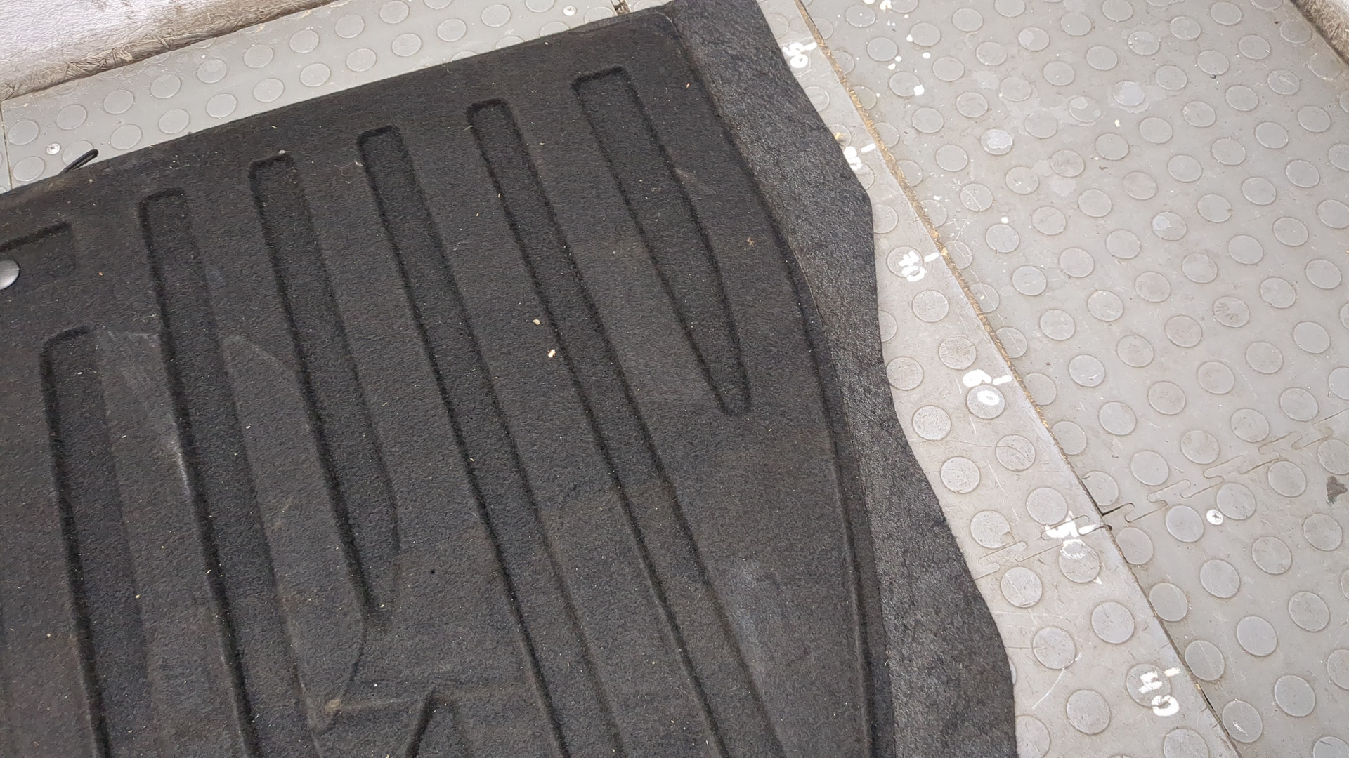 Коврик бардачка