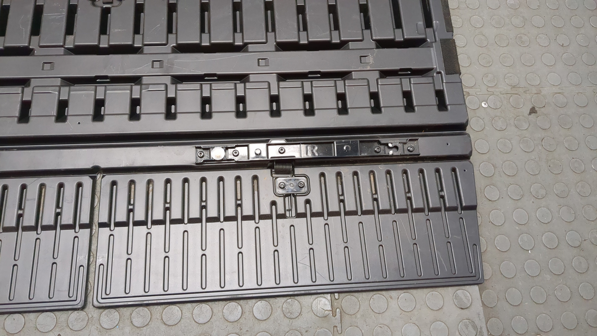 Коврик бардачка