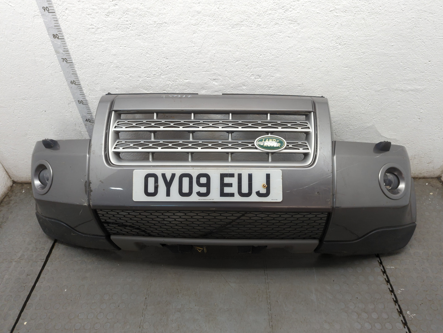 Бампер передний