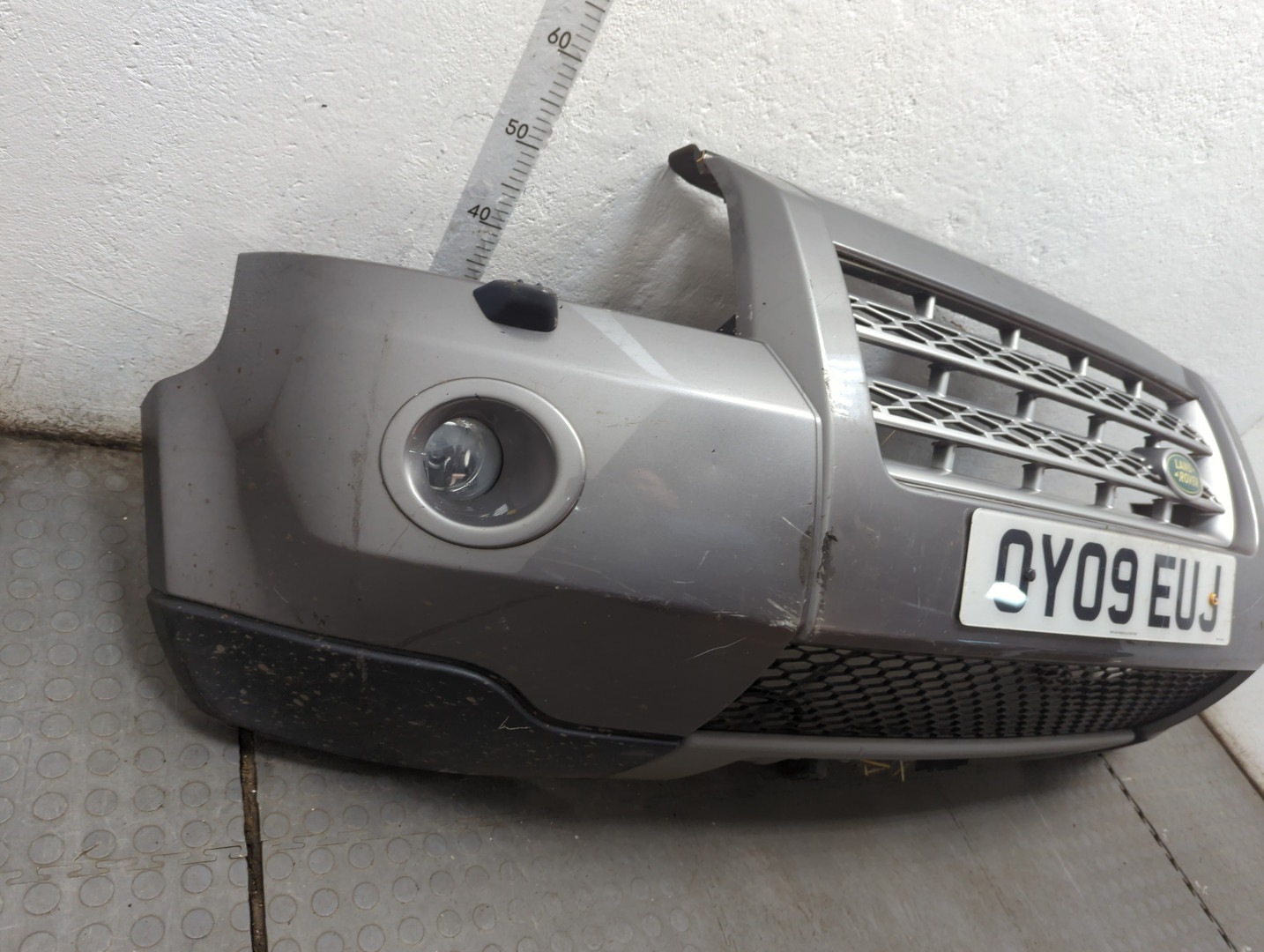 Бампер передний