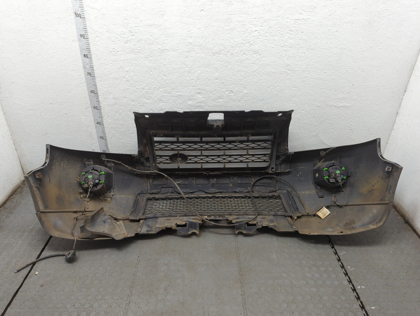 Бампер передний