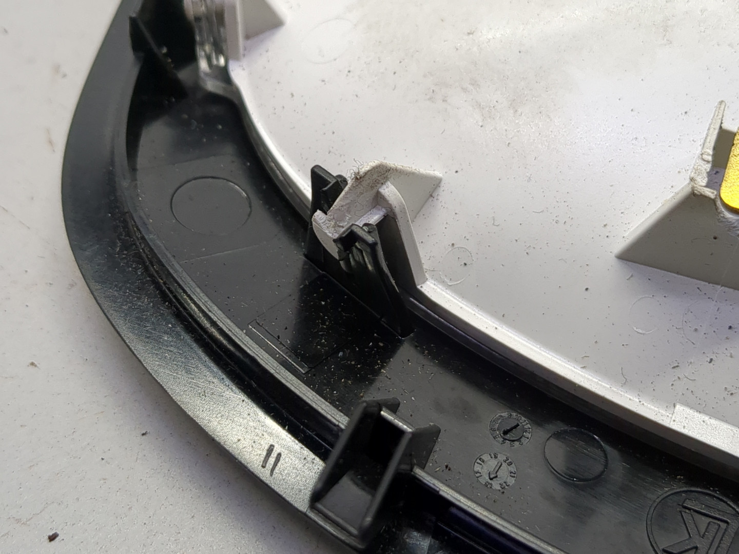 Плафон салонный