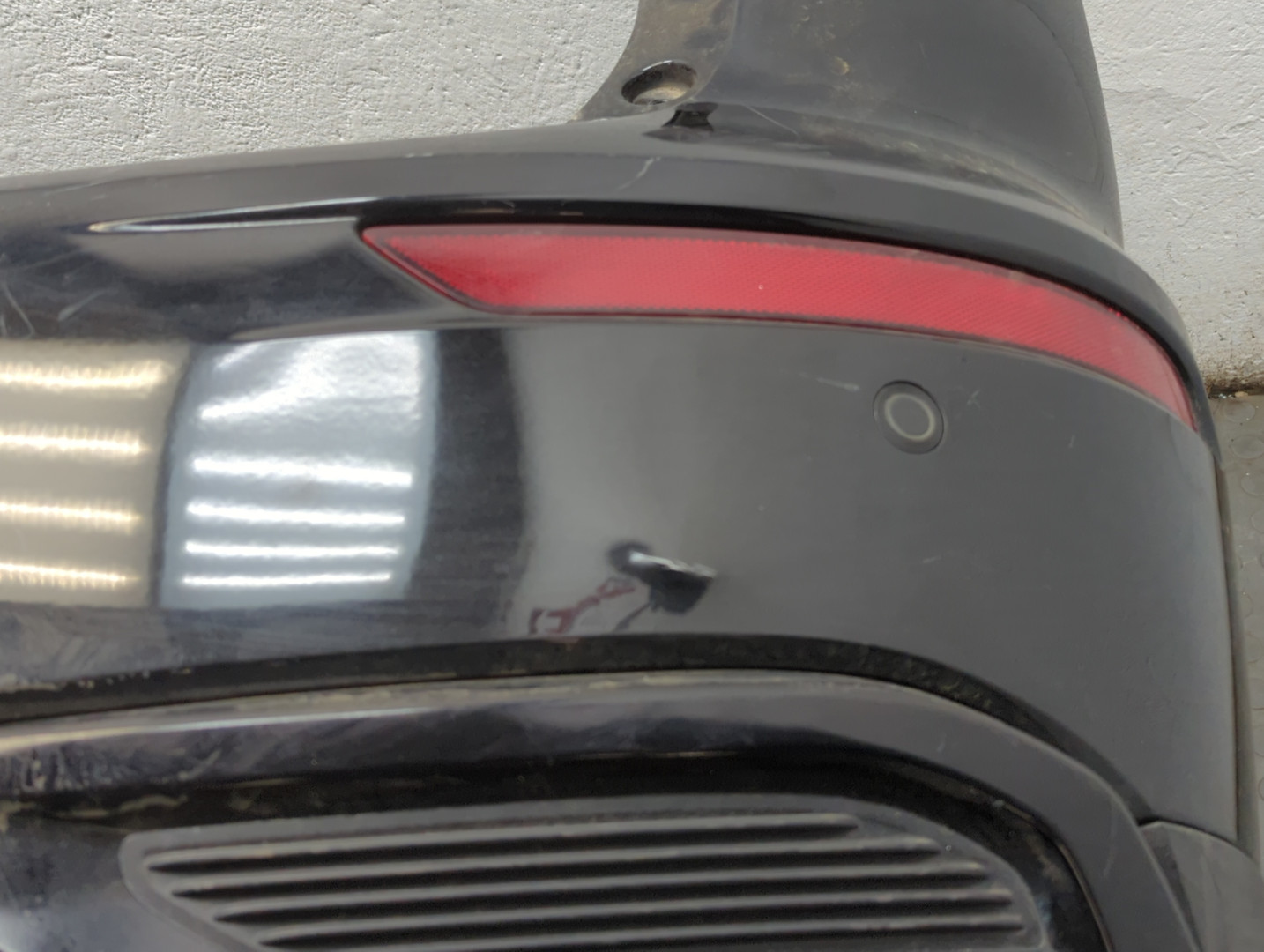 Бампер задний