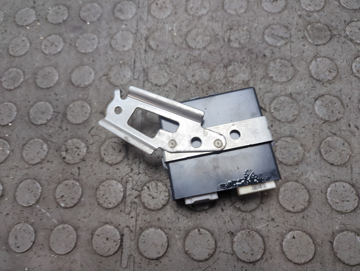 Блок управления парковочным тормозом