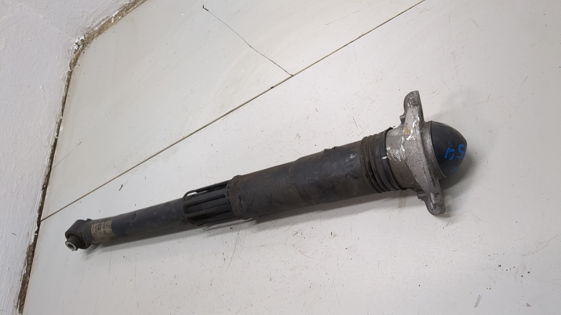 Амортизатор задний (стойка)