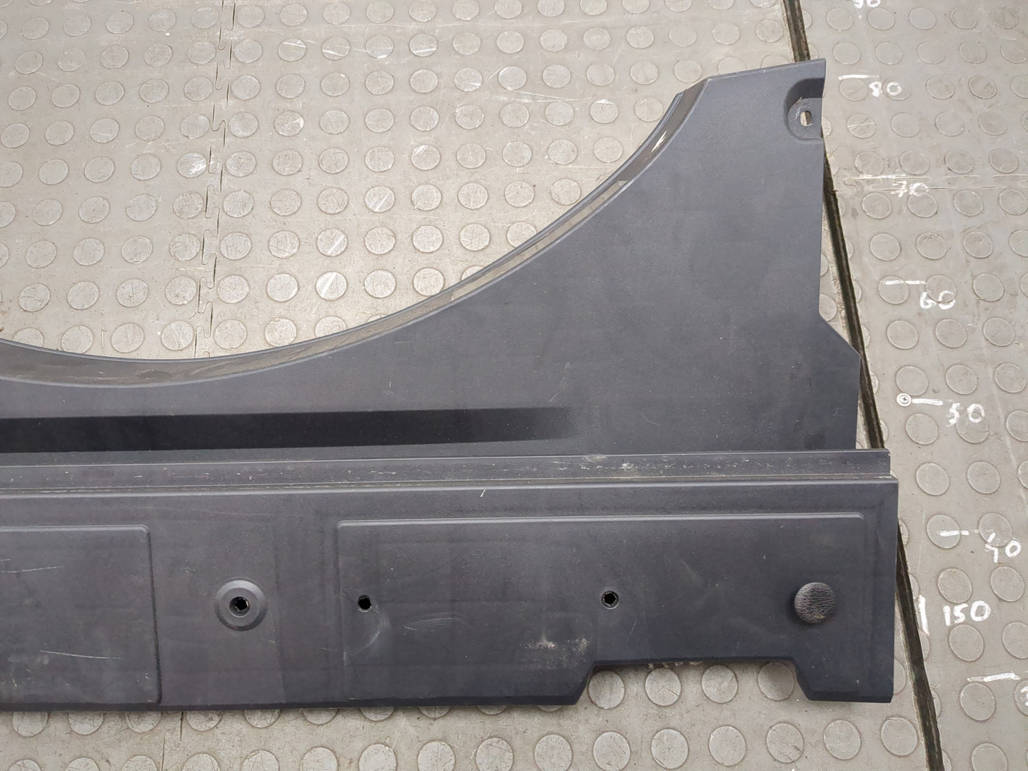 Обшивка багажника