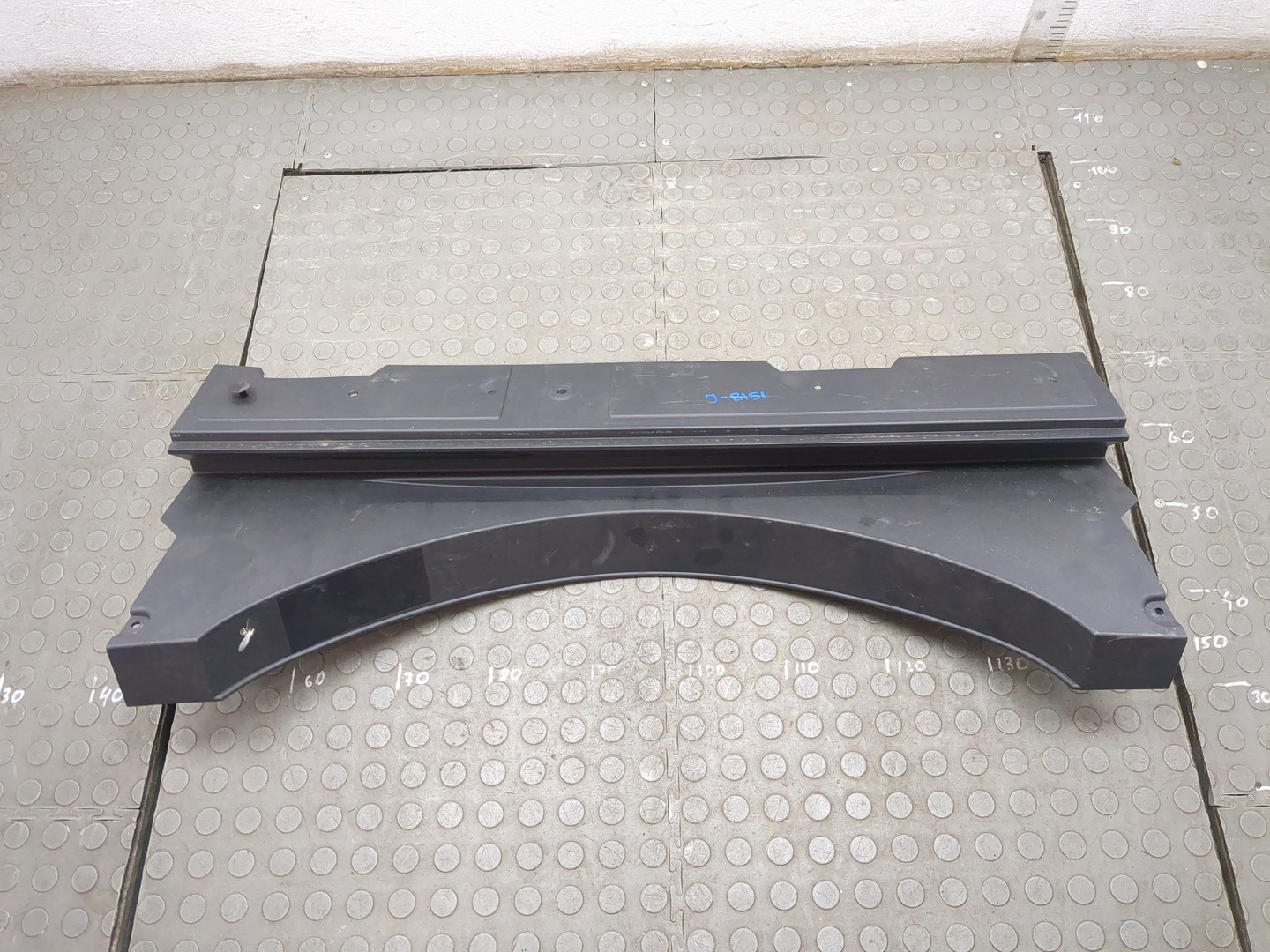 Обшивка багажника