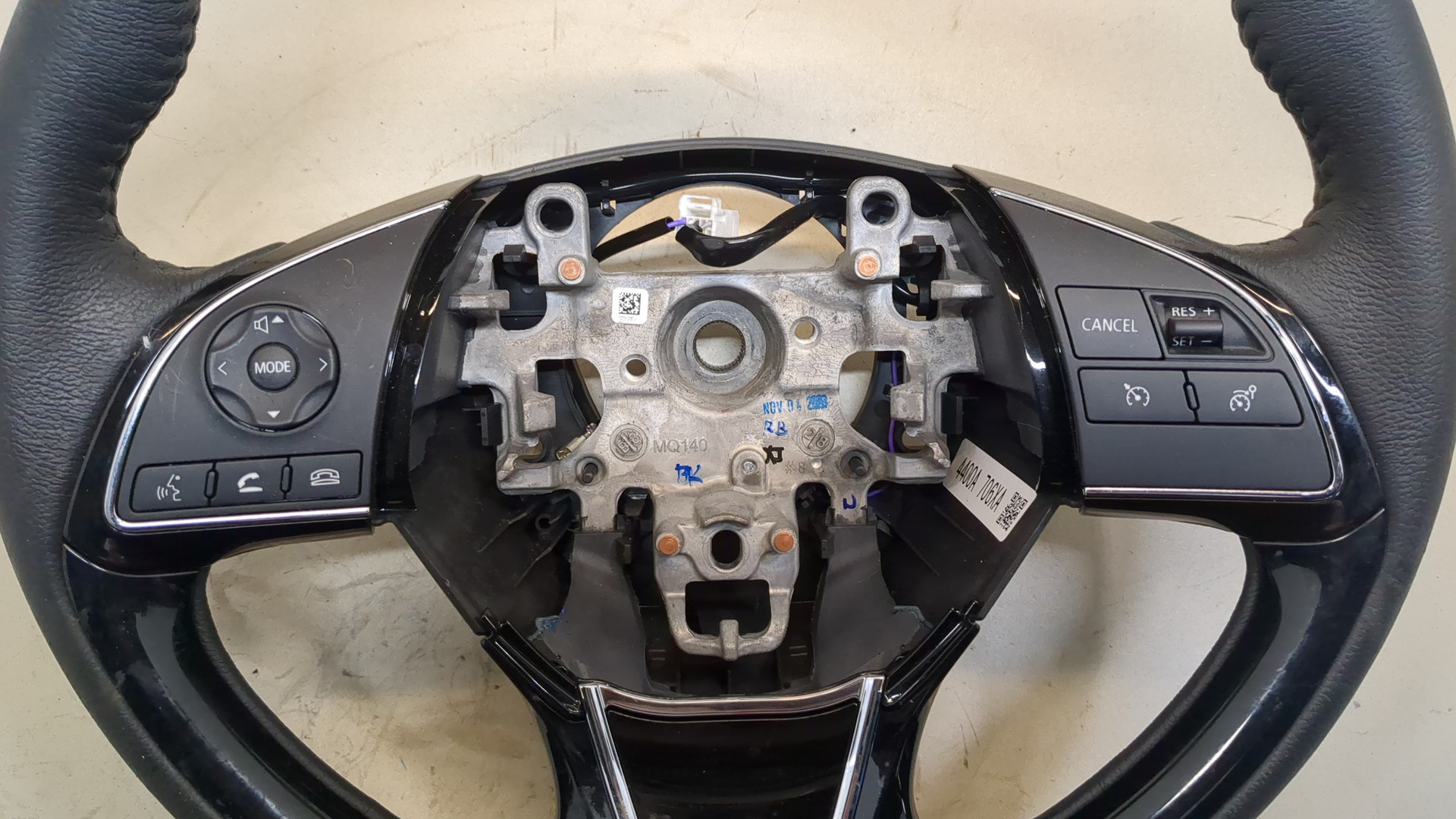 Рулевое колесо (руль)