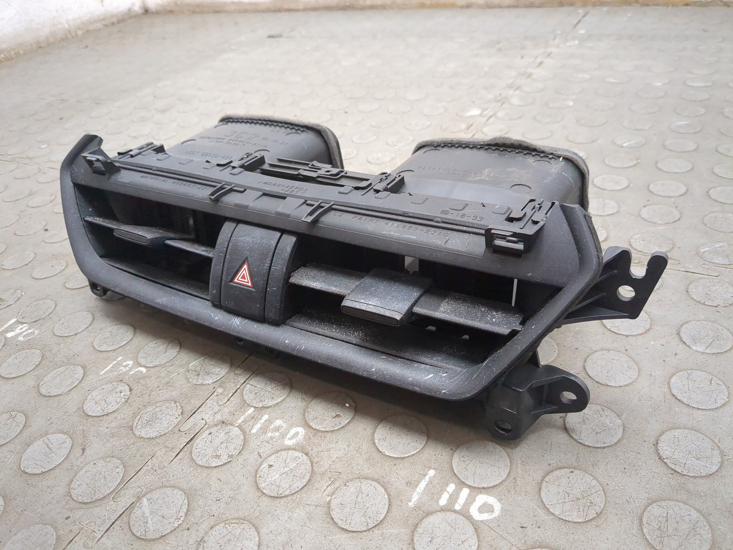 Дефлектор воздушный