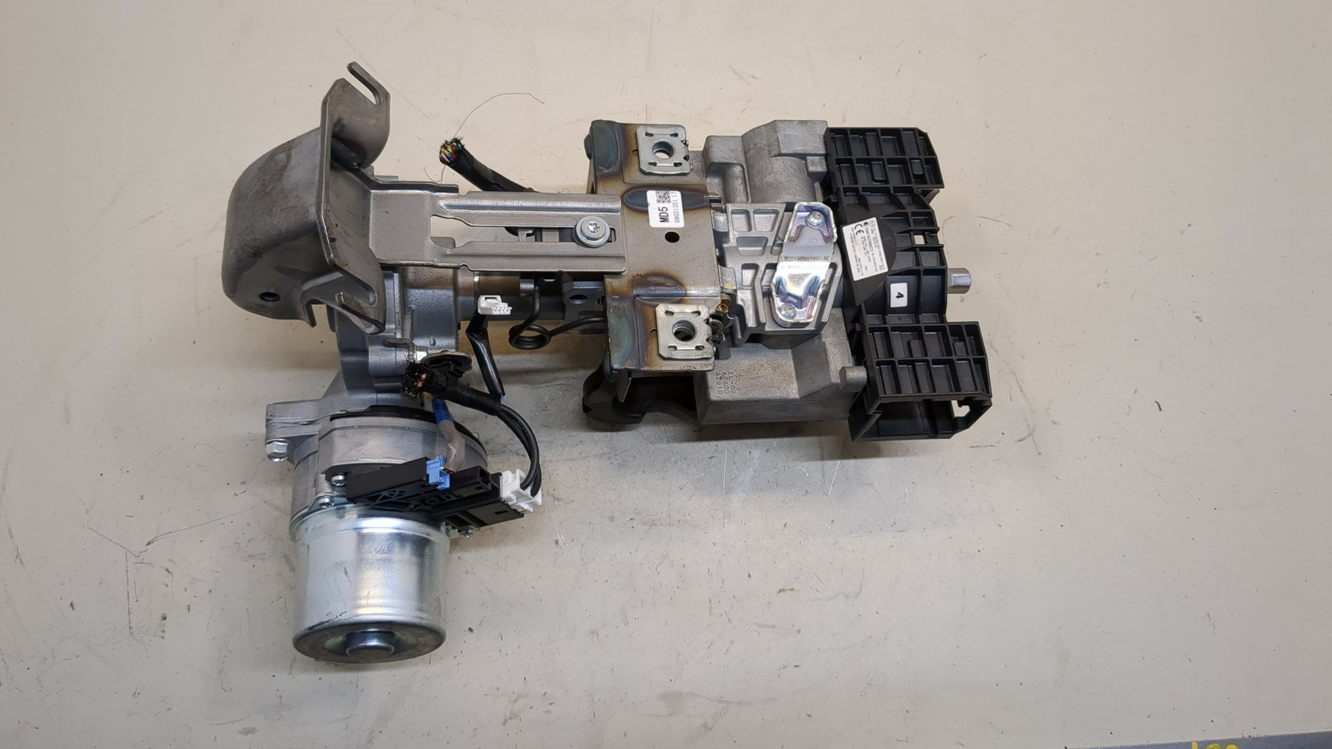 Серводвигатель рулевой рейки