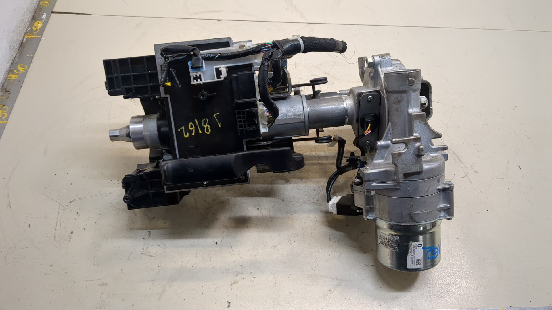 Серводвигатель рулевой рейки